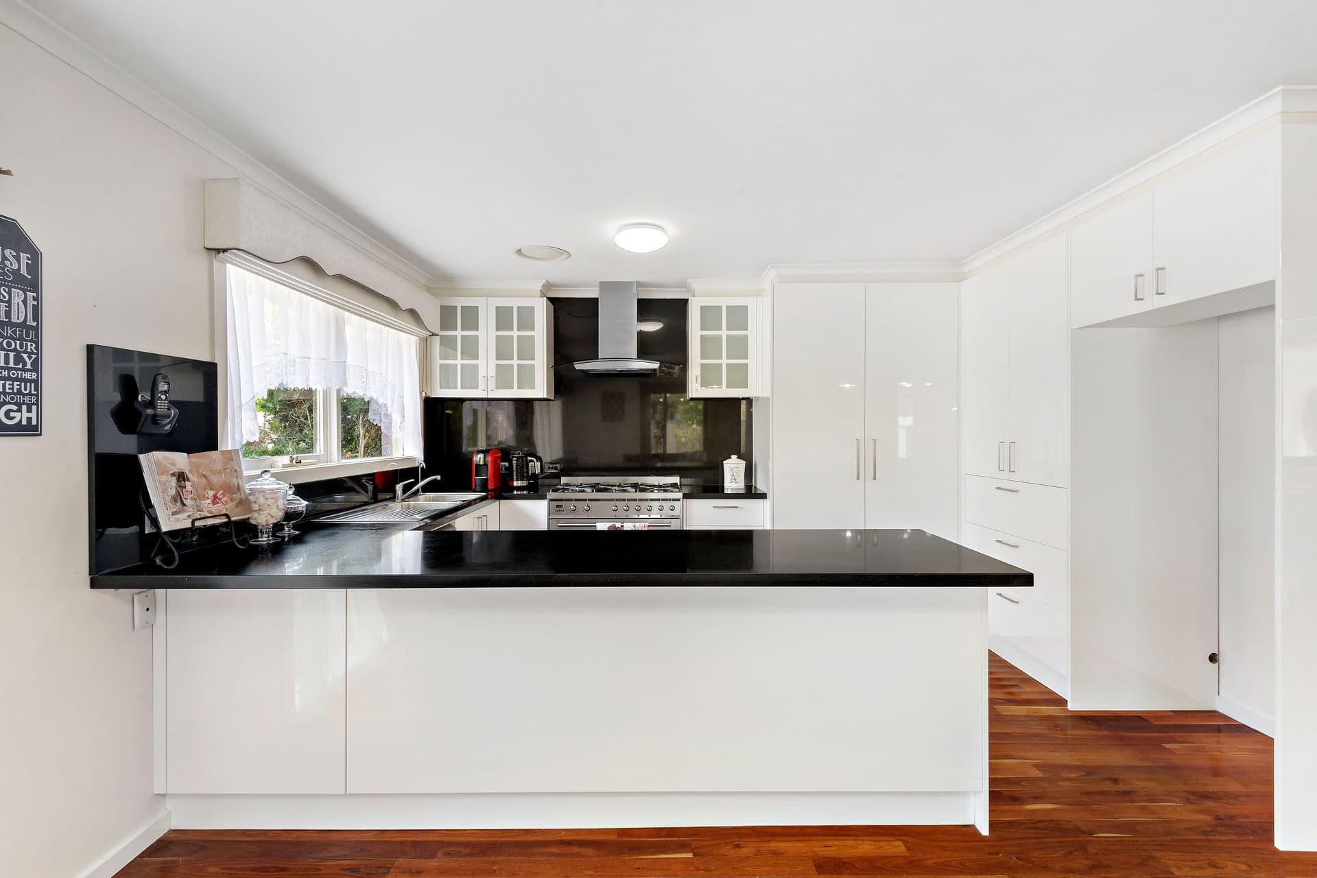 5 Rochell Court, Clarinda, VIC, 3169, Clarinda - Thumbnail 2
