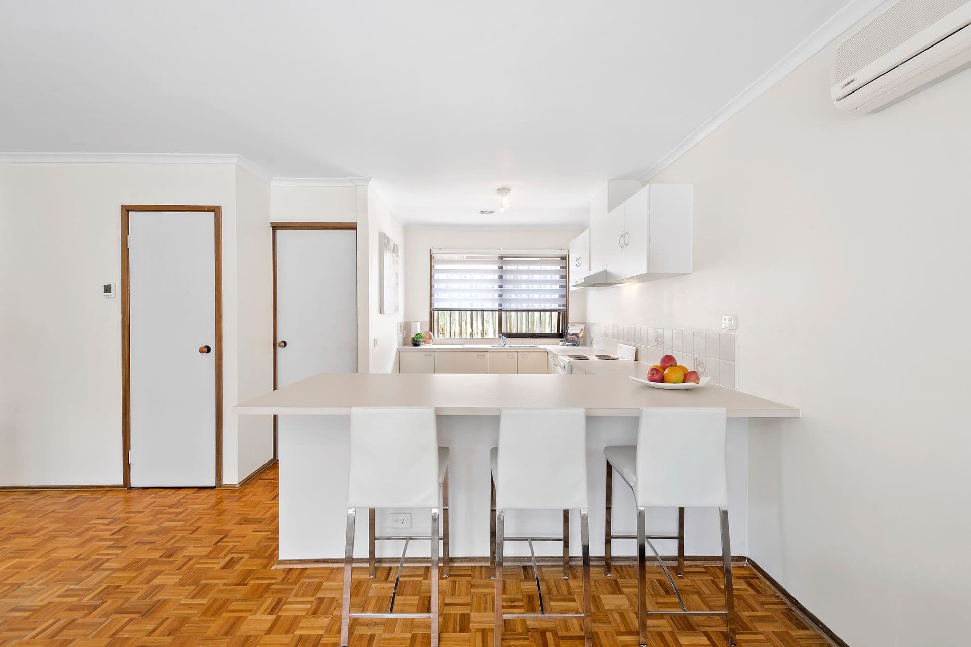 4/2-18 Bourke Road, Oakleigh South, VIC, 3167, Oakleigh South - Thumbnail 2