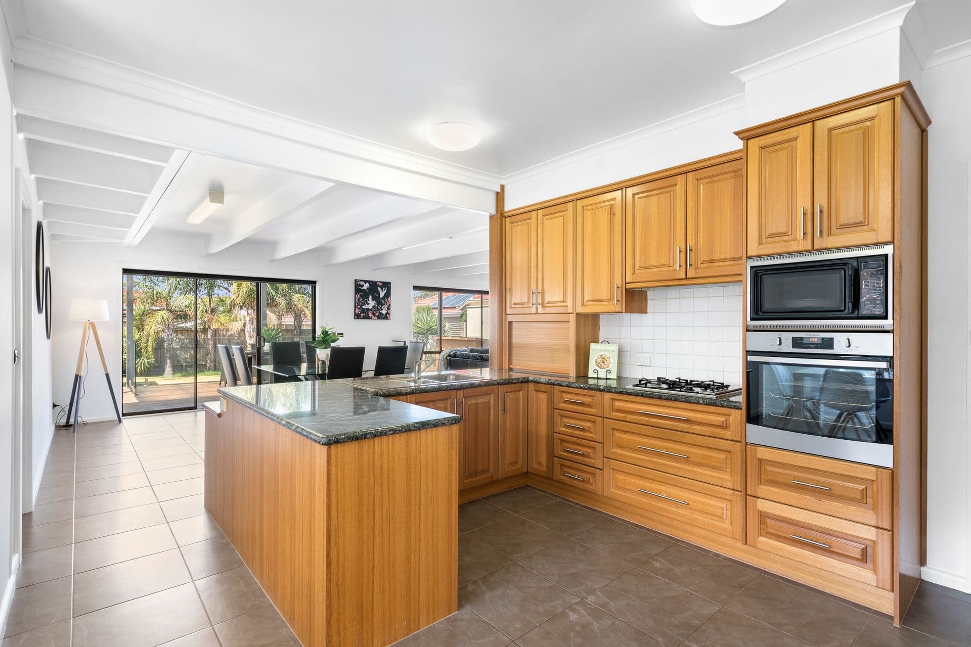 32 Almurta Road, Bentleigh East, VIC, 3165, Bentleigh East - Thumbnail 3