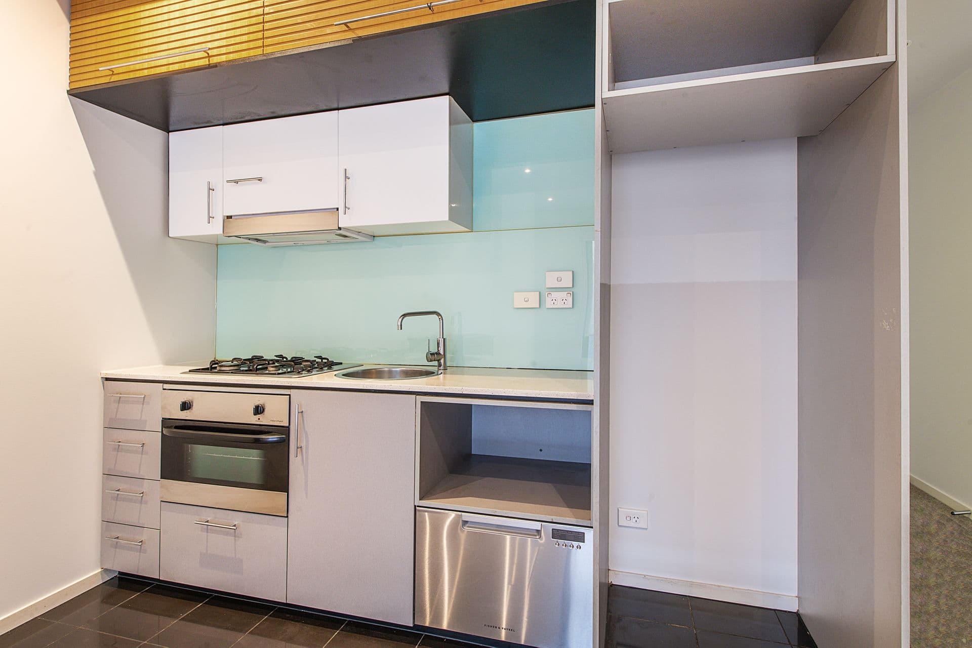 10 / 220 Barkly Street, St Kilda, VIC, 3182, St Kilda - Thumbnail 3