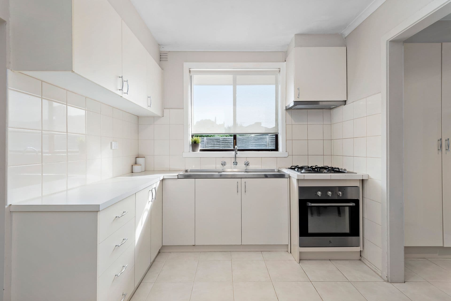2/9-11 York Street, Bonbeach, VIC, 3196, Bonbeach - Thumbnail 3