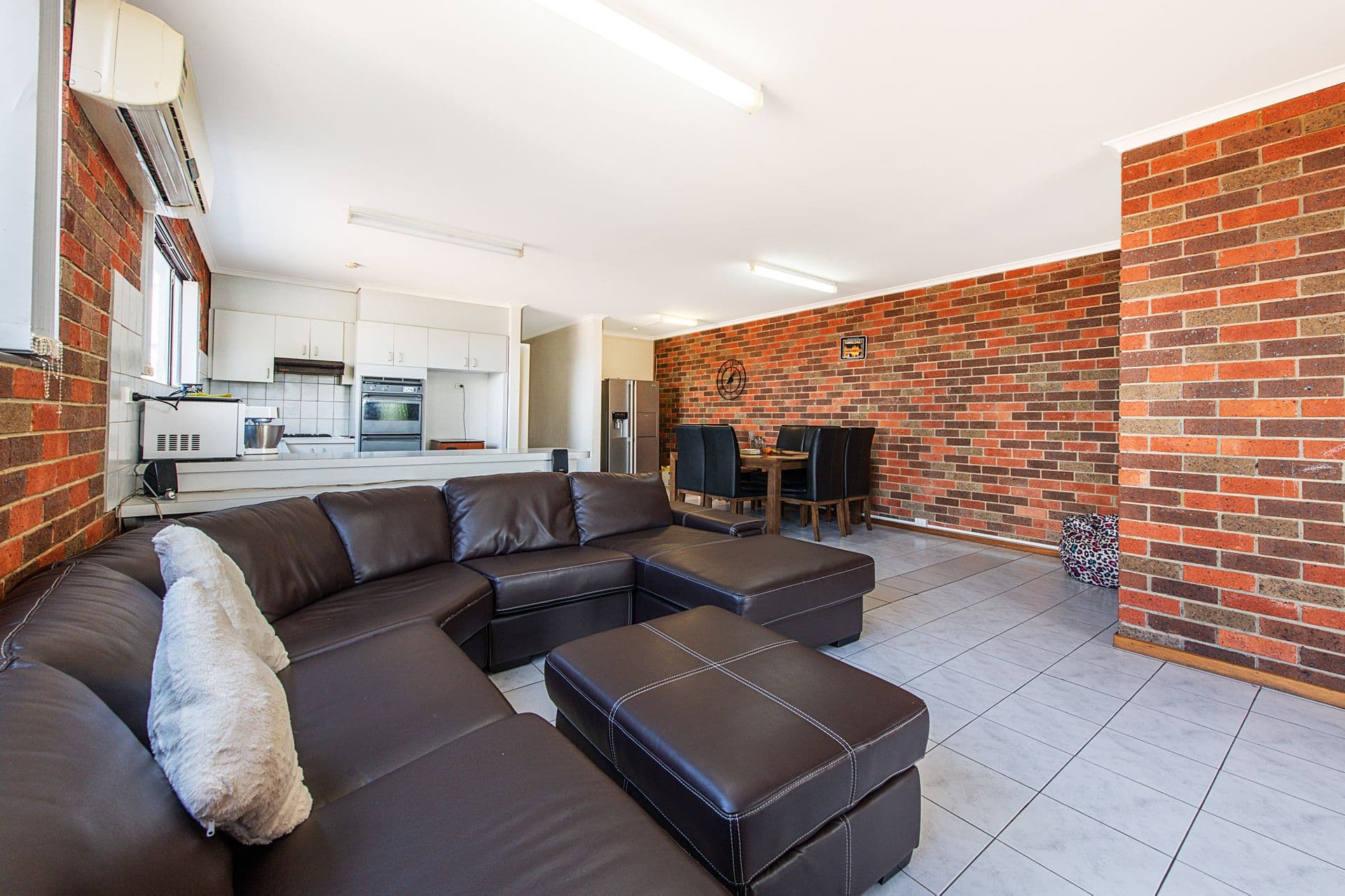 63a Springs Road, Clayton South, VIC, 3169, Clayton South - Thumbnail 3