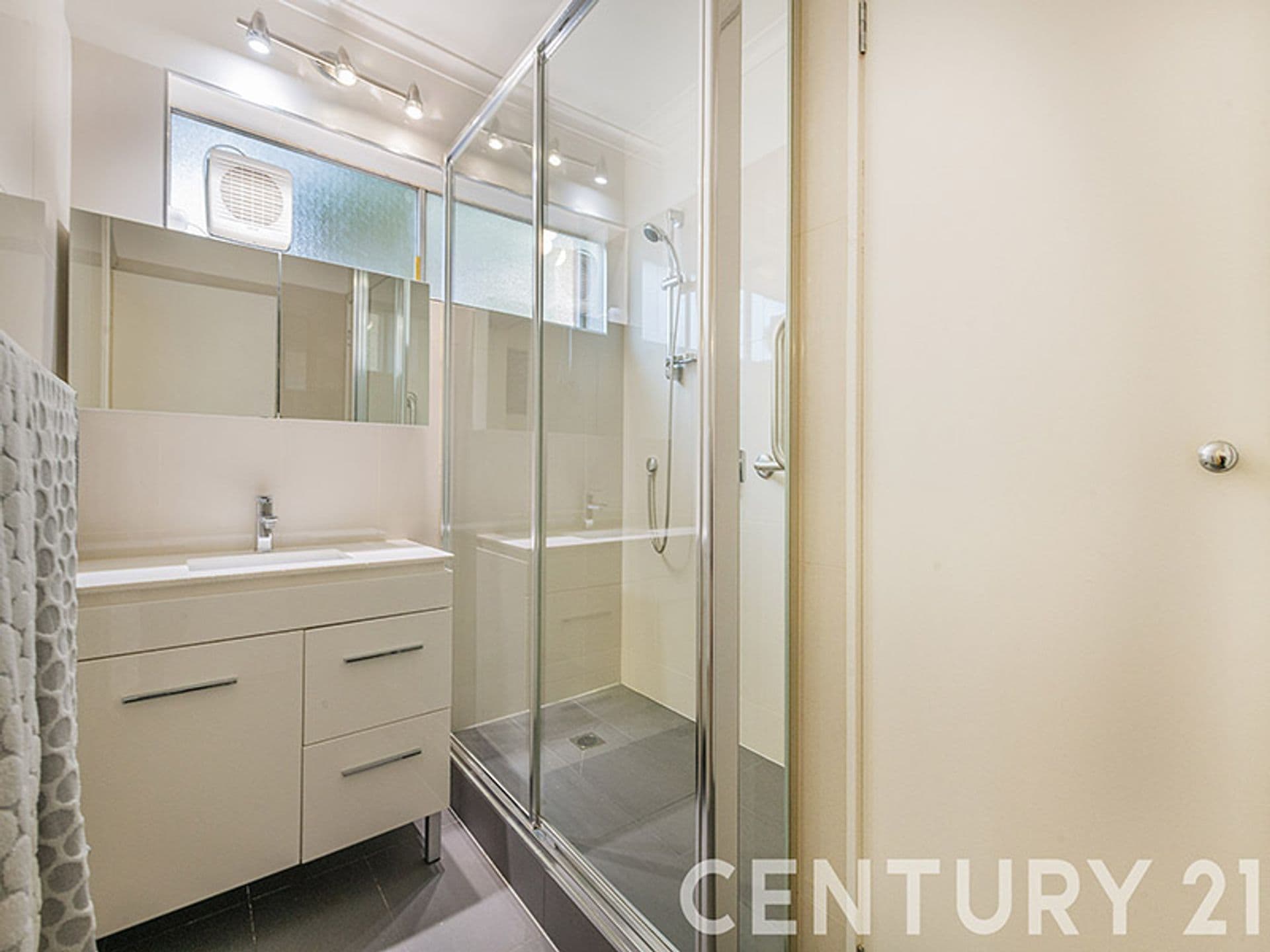 3/1 Burton Avenue, Clayton, VIC, 3168, Clayton - Thumbnail 8