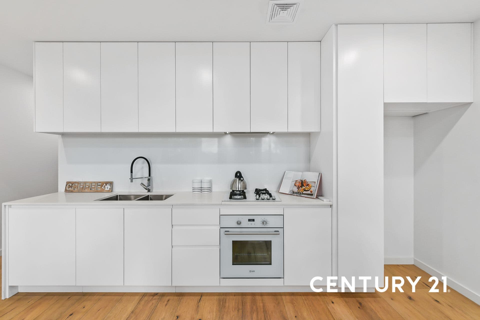 101/77 Mitchell Street, Bentleigh, VIC, 3204, Bentleigh - Thumbnail 2