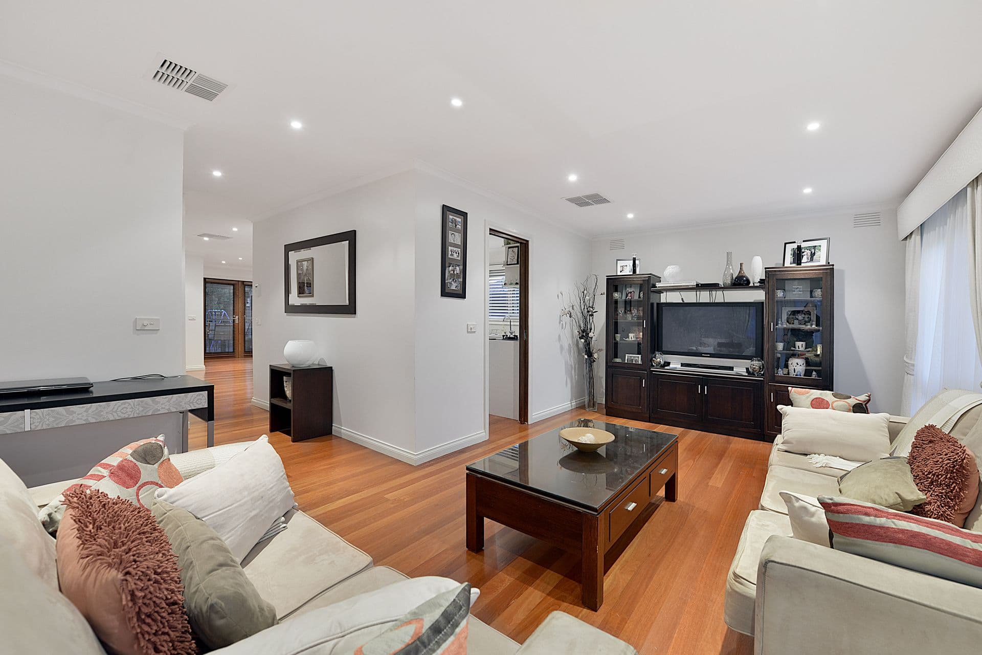 49 Jacobs Drive, Clarinda, VIC, 3169, Clarinda - Thumbnail 3