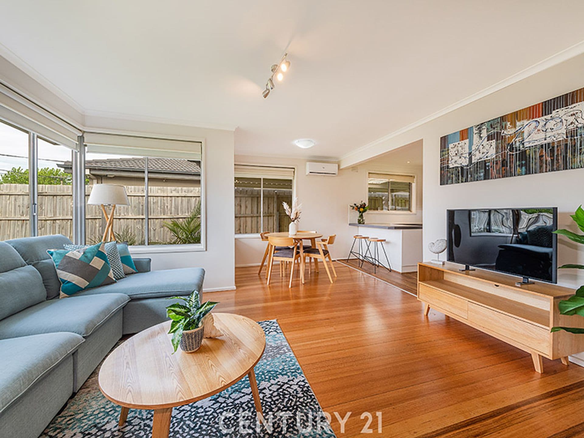 10 Barringun Crescent, Clayton South, VIC, 3169, Clayton South - Thumbnail 2