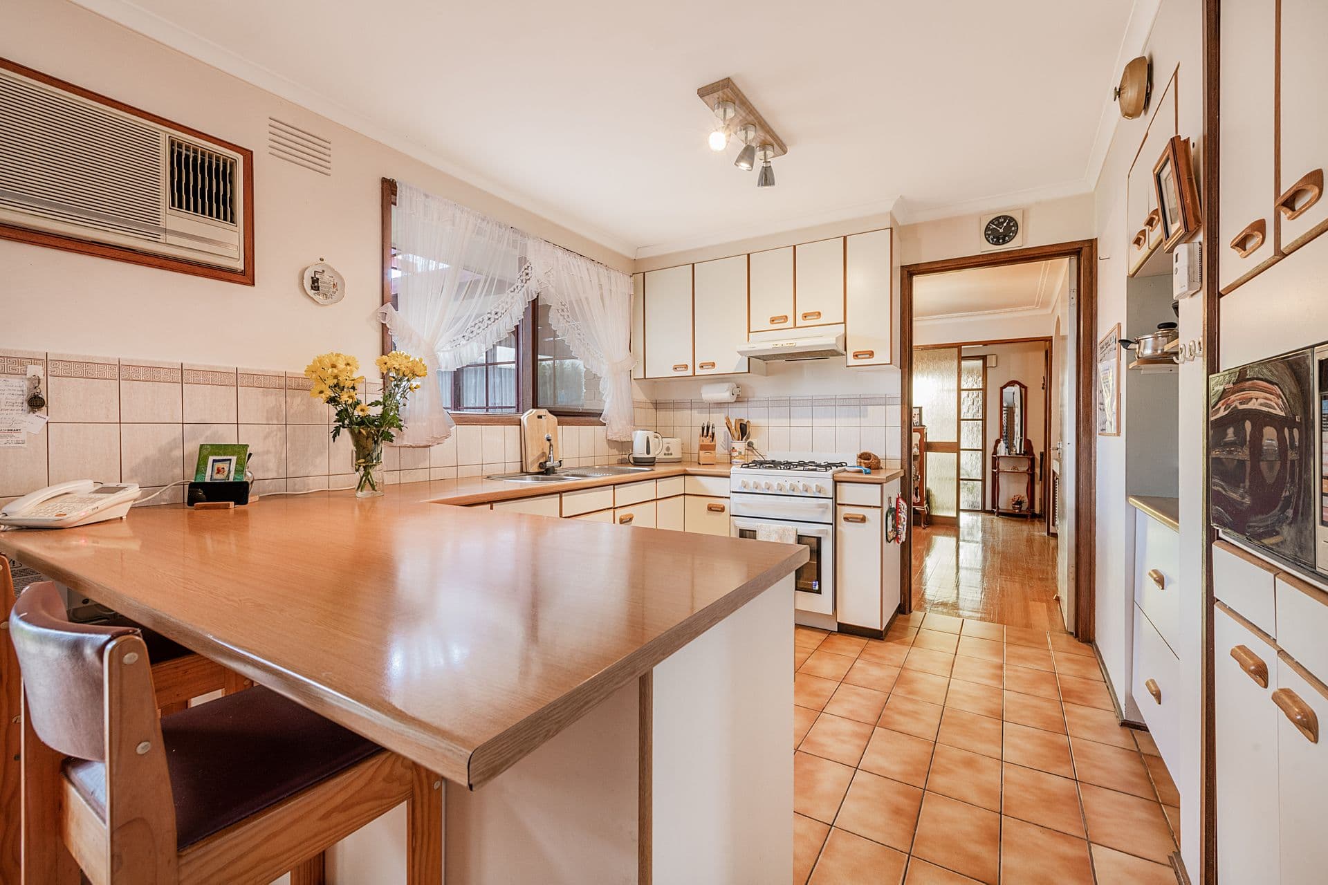 18 Tamar Road, Springvale South, VIC, 3172, Springvale South - Thumbnail 2