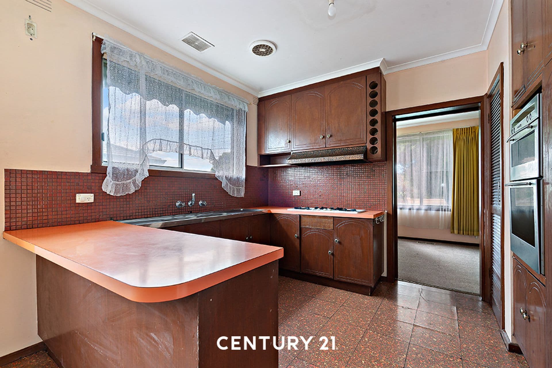 20 Washington Drive, Oakleigh South, VIC, 3167, Oakleigh South - Thumbnail 2