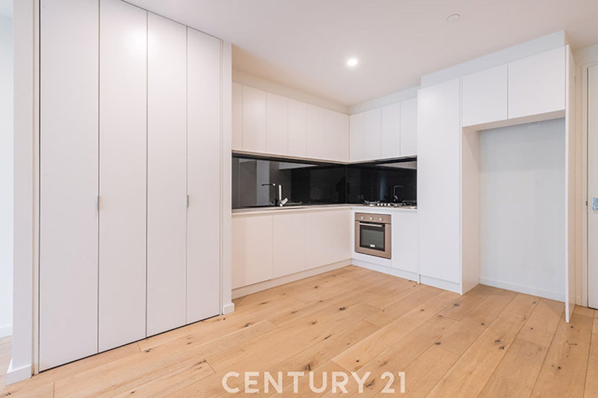 103/14 Elliott Avenue, Carnegie, VIC, 3163, Carnegie - Thumbnail 3