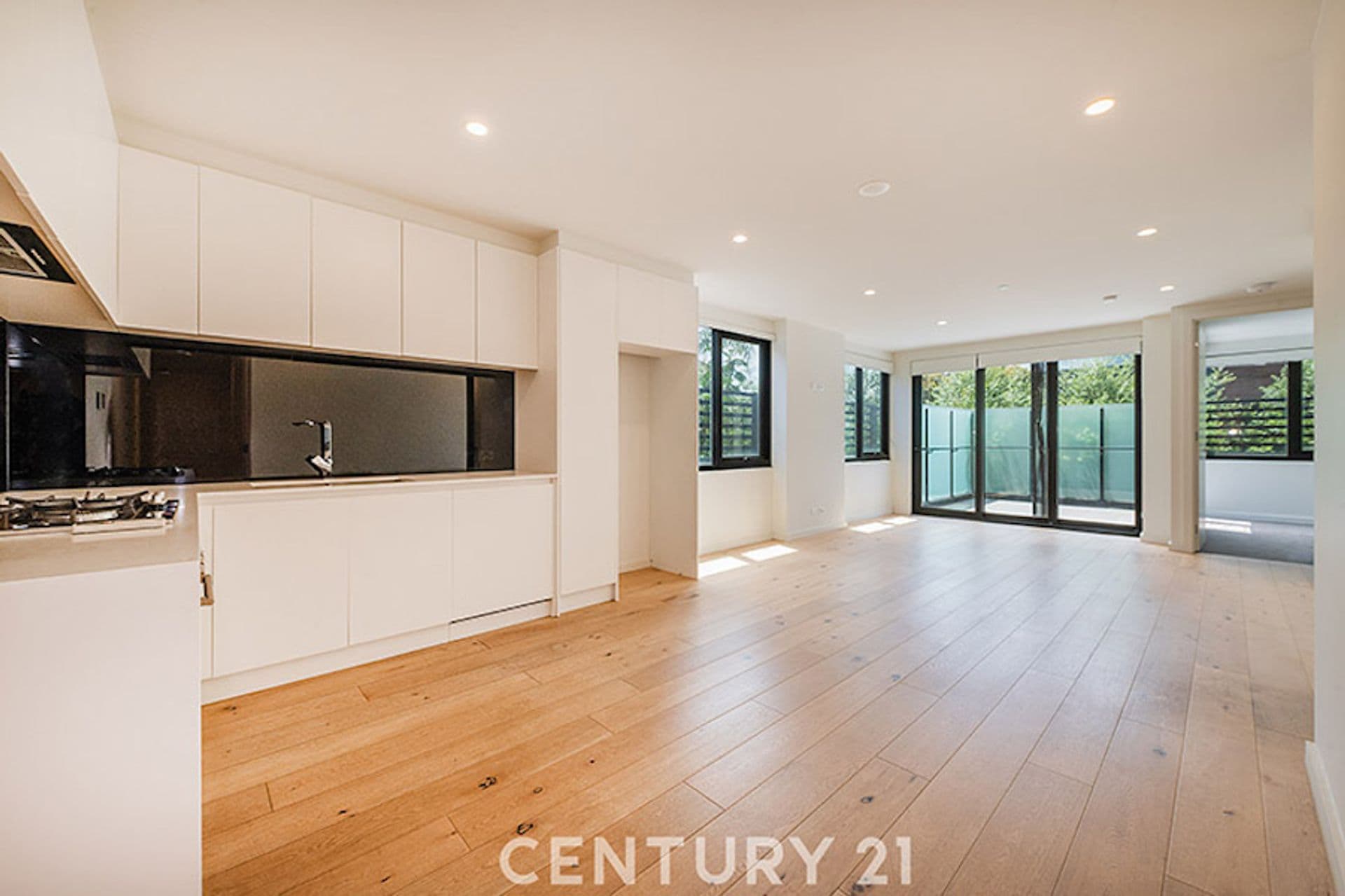 106/14 Elliott Avenue, Carnegie, VIC, 3163, Carnegie - Thumbnail 2
