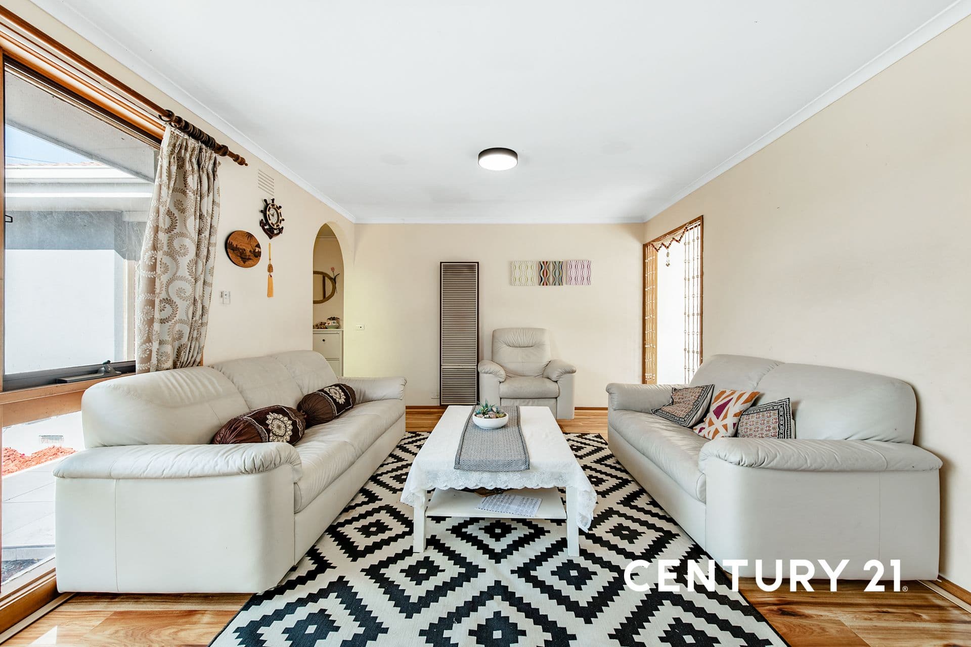 9 Tarago Crescent, Clayton South, VIC, 3169, Clayton South - Thumbnail 2