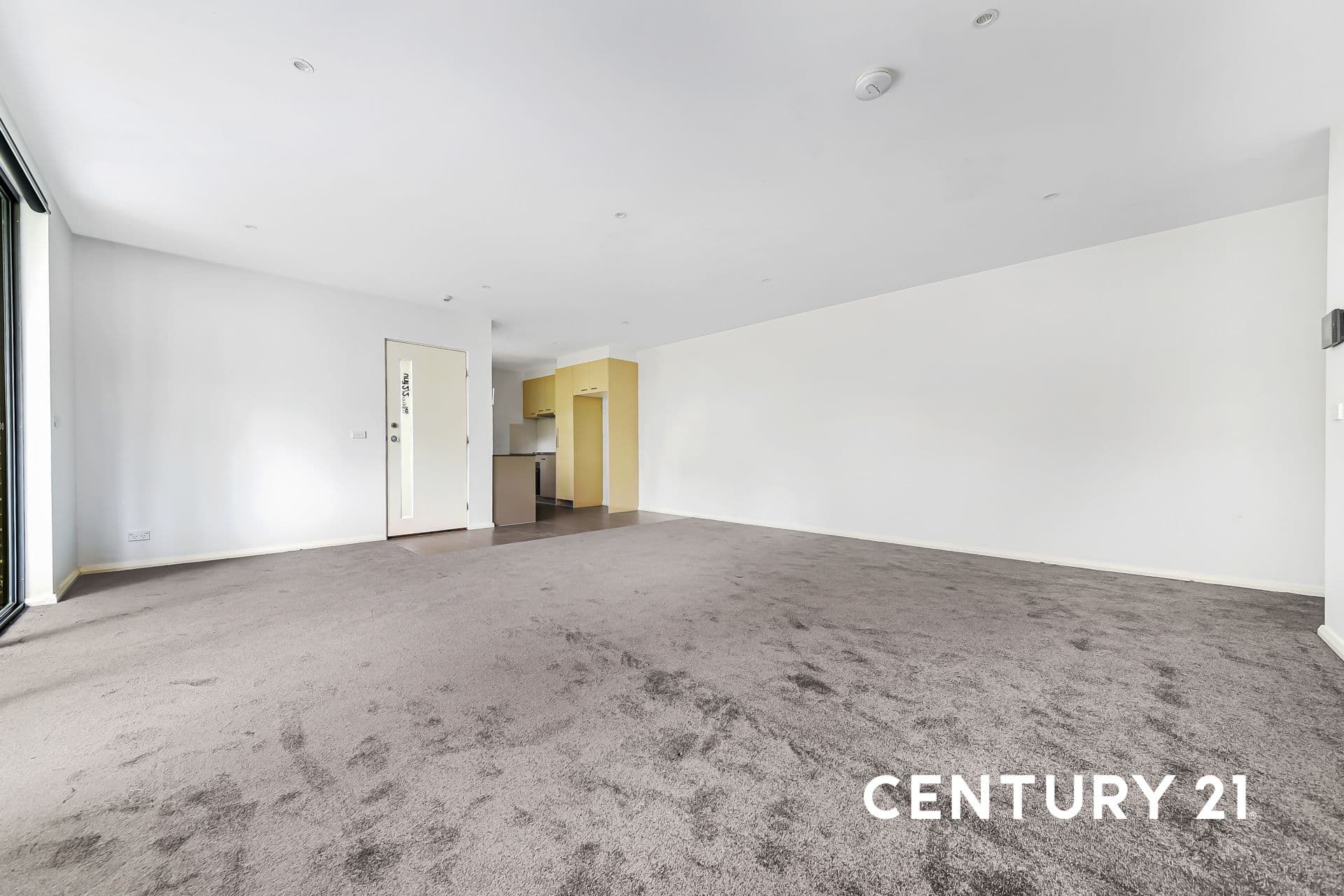 2/2 Vangelica Way, South Morang, VIC, 3752, South Morang - Thumbnail 2
