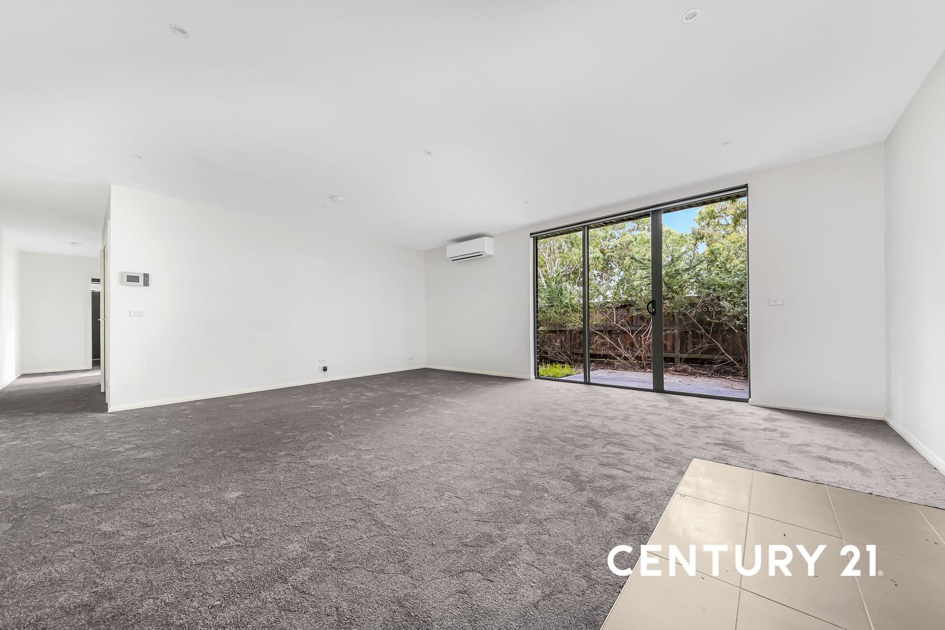 2/2 Vangelica Way, South Morang, VIC, 3752, South Morang - Thumbnail 4