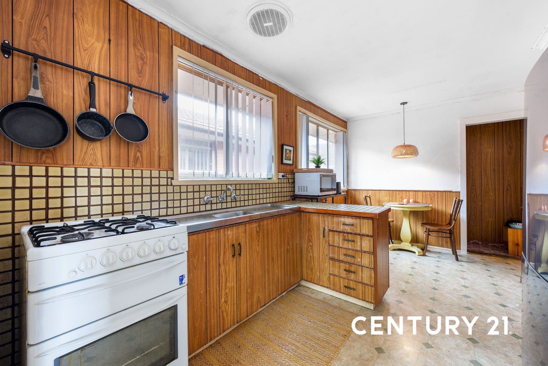38 Tennyson Avenue, Clayton South, VIC, 3169, Clayton South - Thumbnail 4
