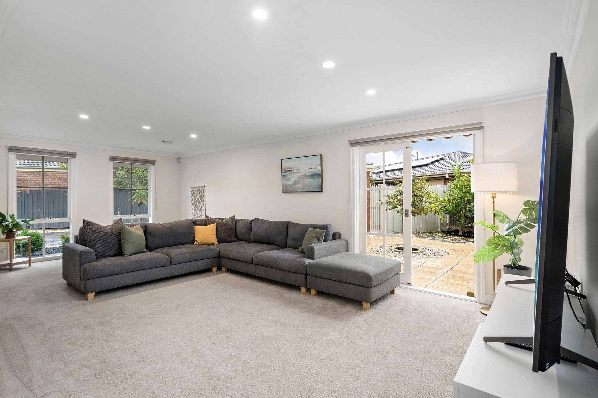 4 Nursery Court, Dingley Village, VIC, 3172, Dingley Village - Thumbnail 2