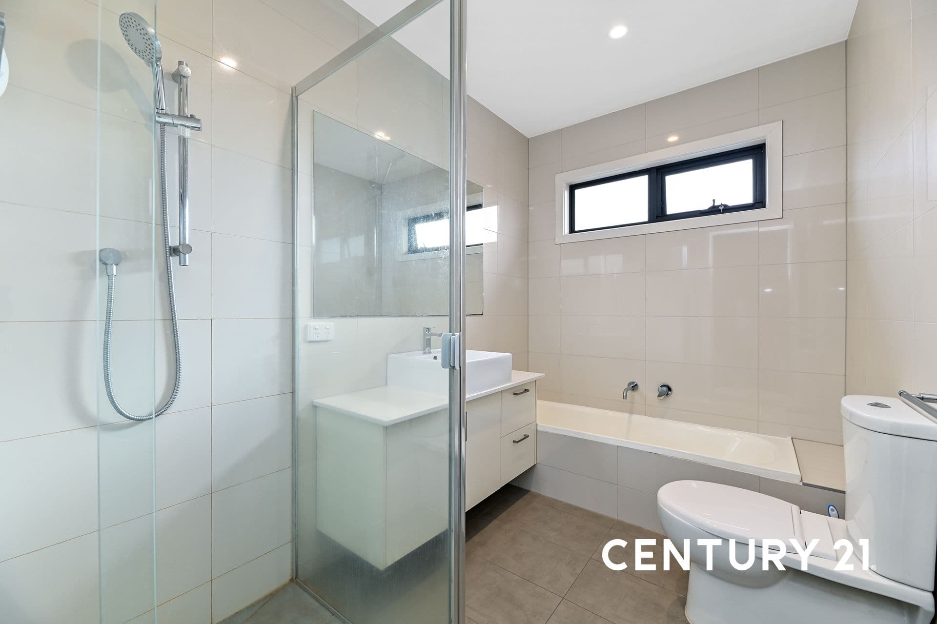 2/48-50 Manton Road, Clayton, VIC, 3168, Clayton - Thumbnail 4