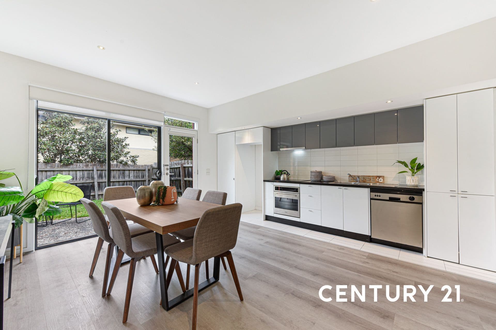 21C Browns Road, Clayton, VIC, 3168, Clayton - Thumbnail 2