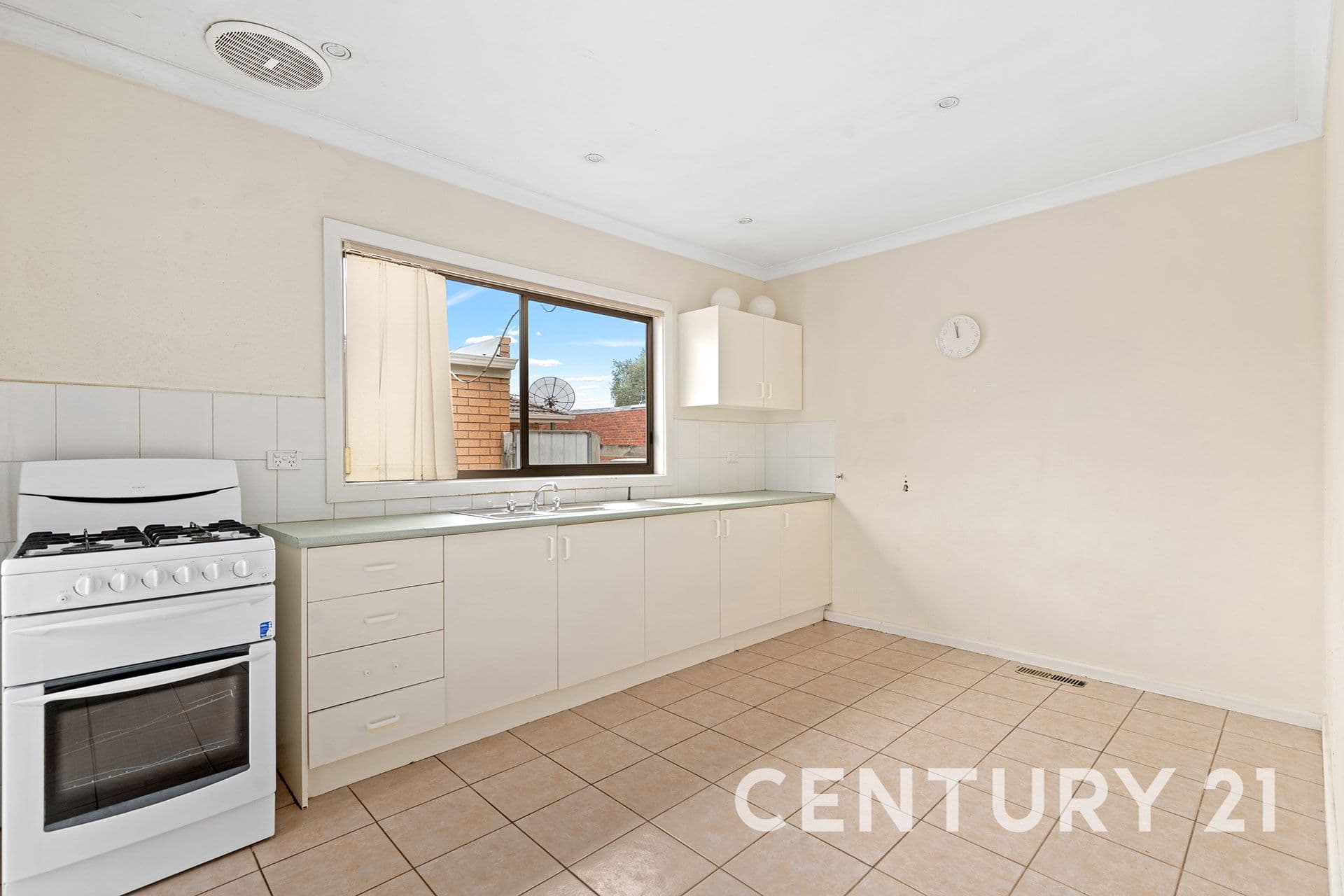 1/27 Cambro Road, Clayton, VIC, 3168, Clayton - Thumbnail 3
