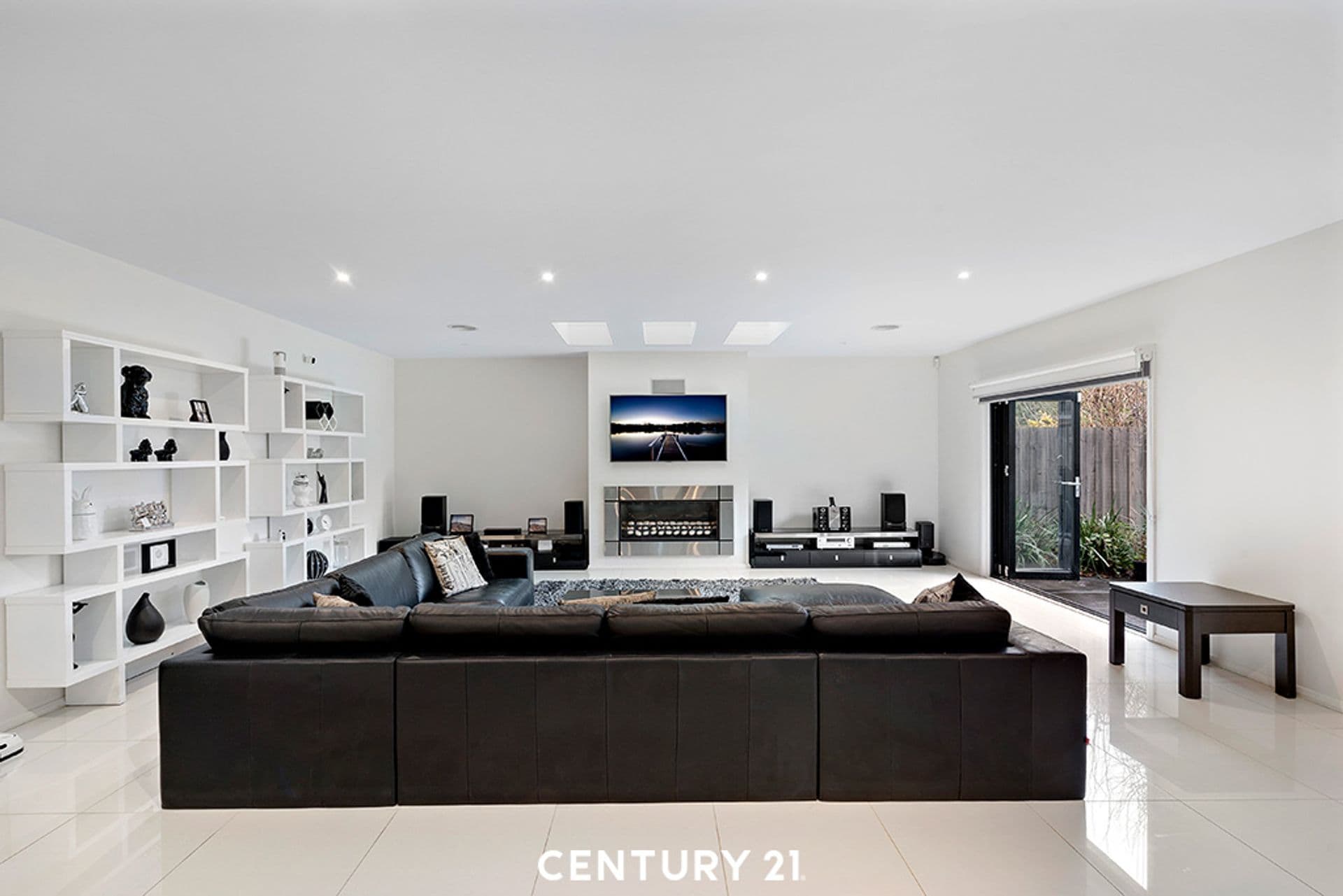2/55 Baird Street, Mulgrave, VIC, 3170, Mulgrave - Thumbnail 2
