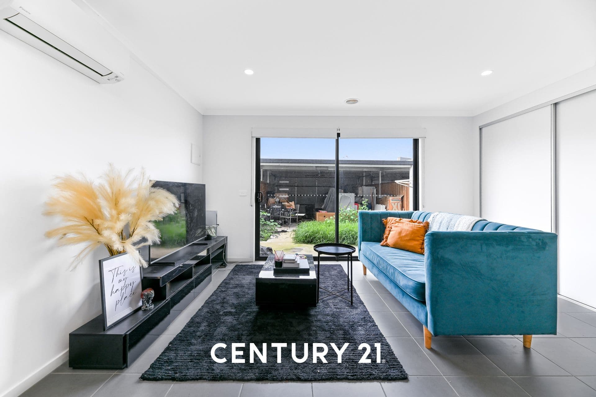 20 Paramount Boulevard, Wyndham Vale, VIC, 3024, Wyndham Vale - Thumbnail 2
