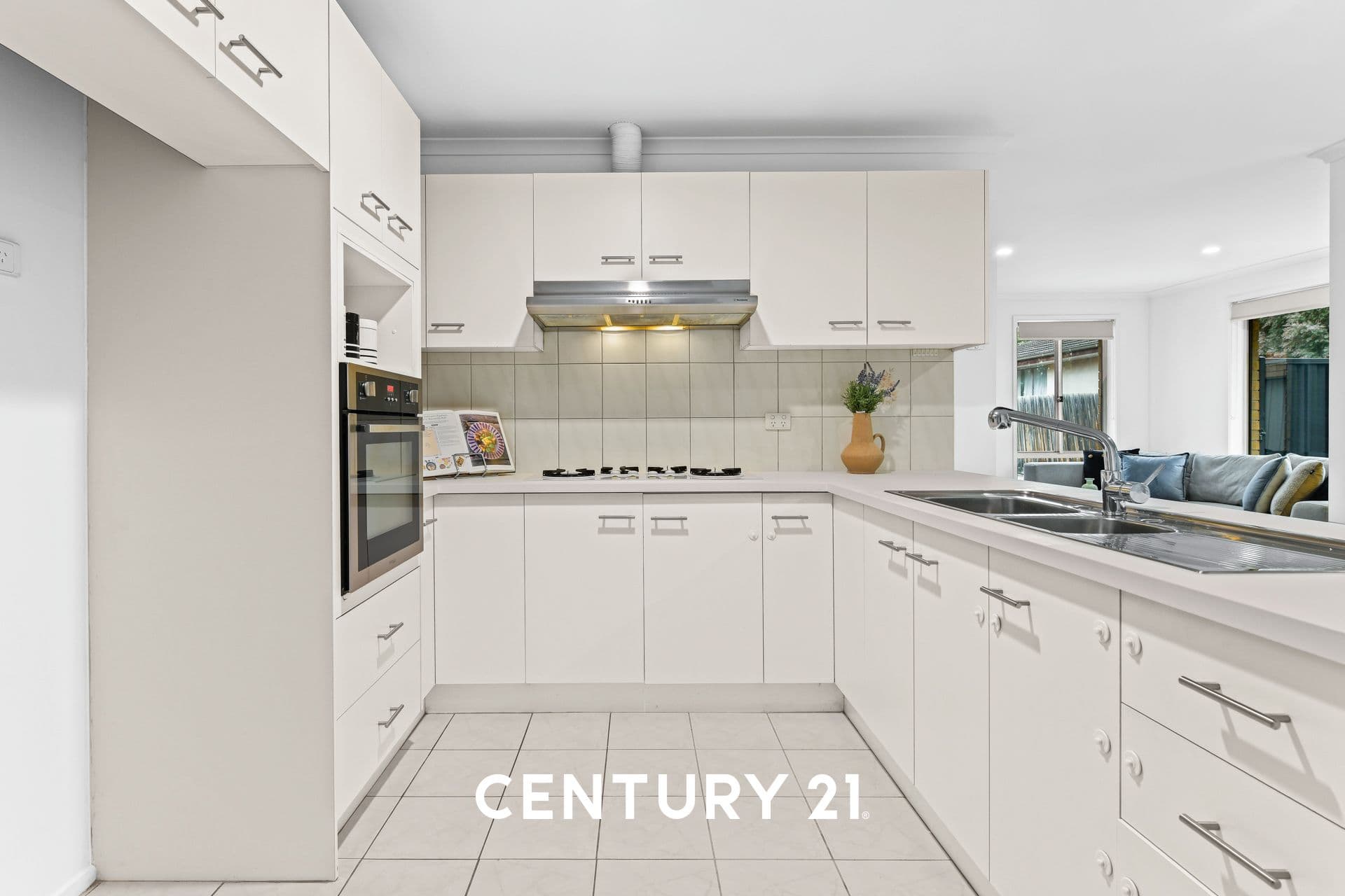 2/32 Simon Street, Clayton South, VIC, 3169, Clayton South - Thumbnail 4