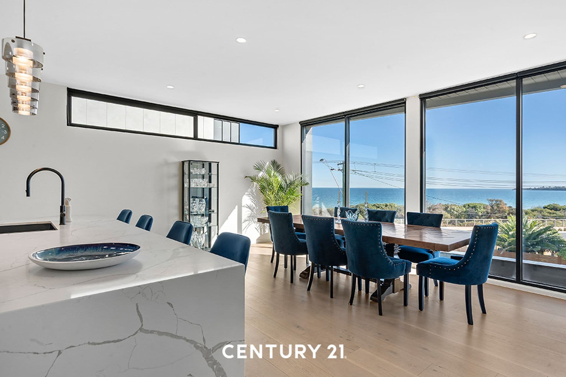 2a Genoa Street, Parkdale, VIC, 3195, Parkdale - Thumbnail 2