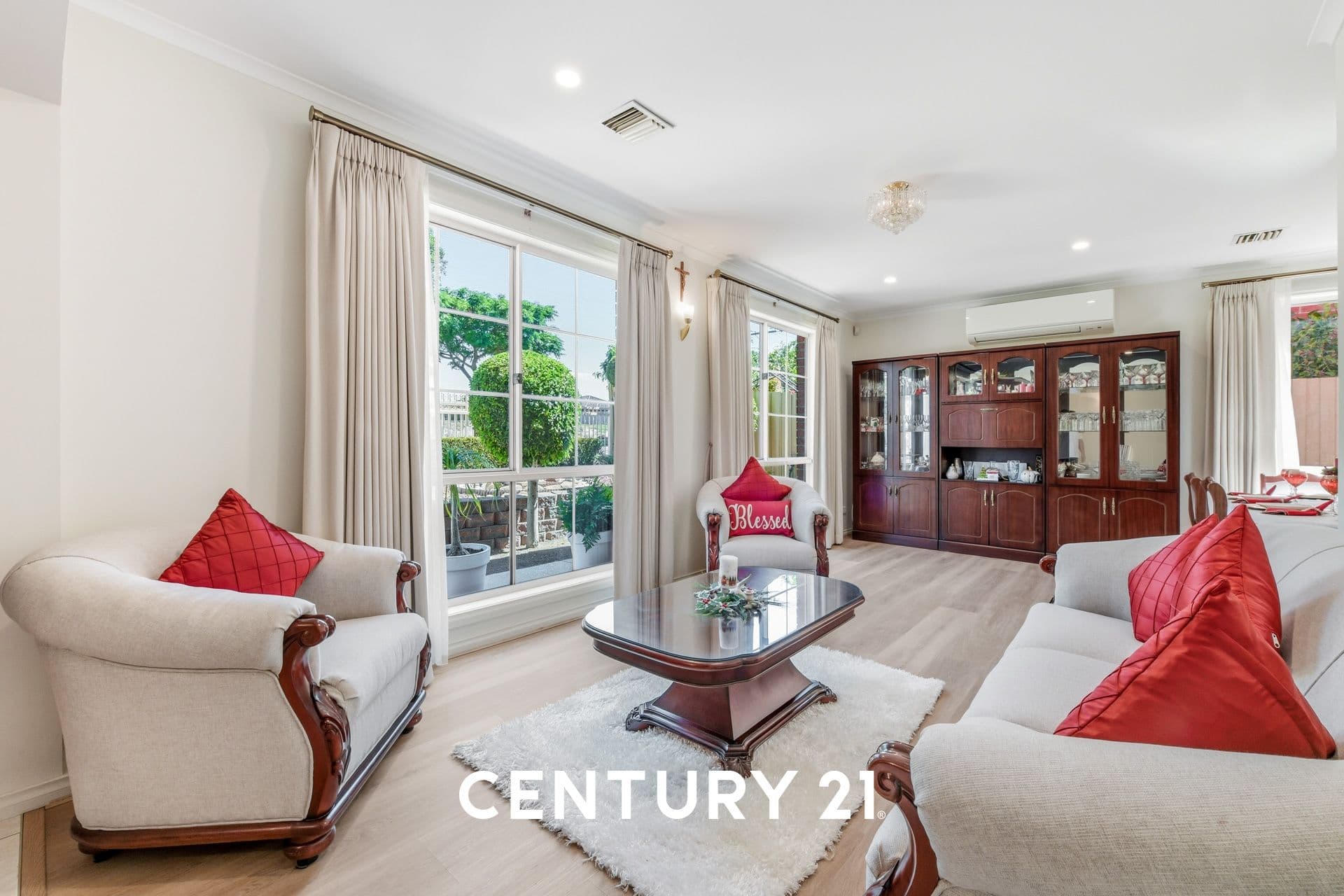 22 Coombs Avenue, Oakleigh South, VIC, 3167, Oakleigh South - Thumbnail 2