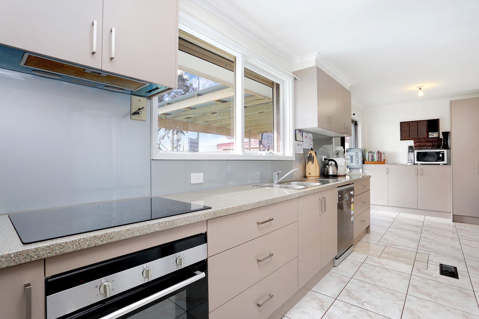 15 Bundeena Ave, Keysborough, VIC, 3173, Keysborough - Thumbnail 3