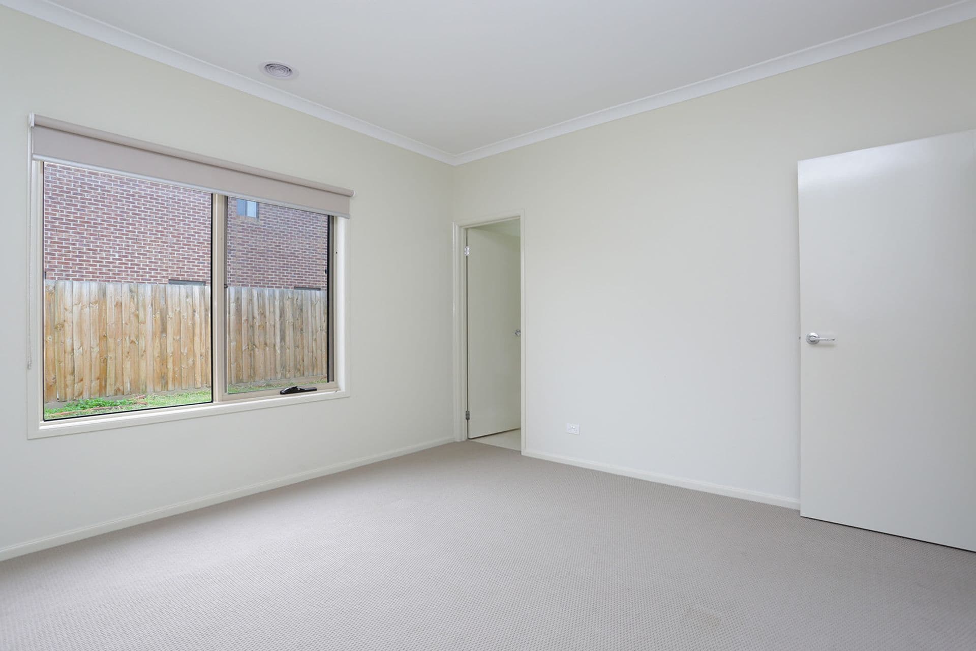 3 Waterfront Way, Keysborough, VIC, 3173, Keysborough - Thumbnail 4