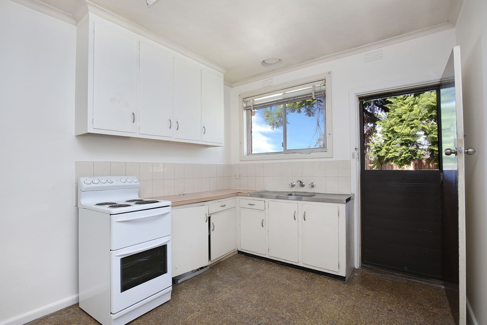 2/25 New Street, Dandenong, VIC, 3175, Dandenong - Thumbnail 2