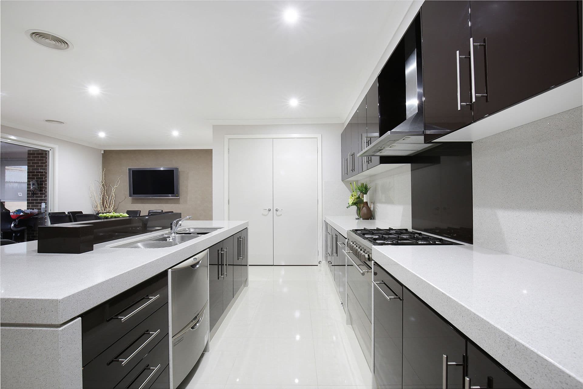 17 Dodds Street, Springvale, VIC, 3171, Springvale - Thumbnail 5
