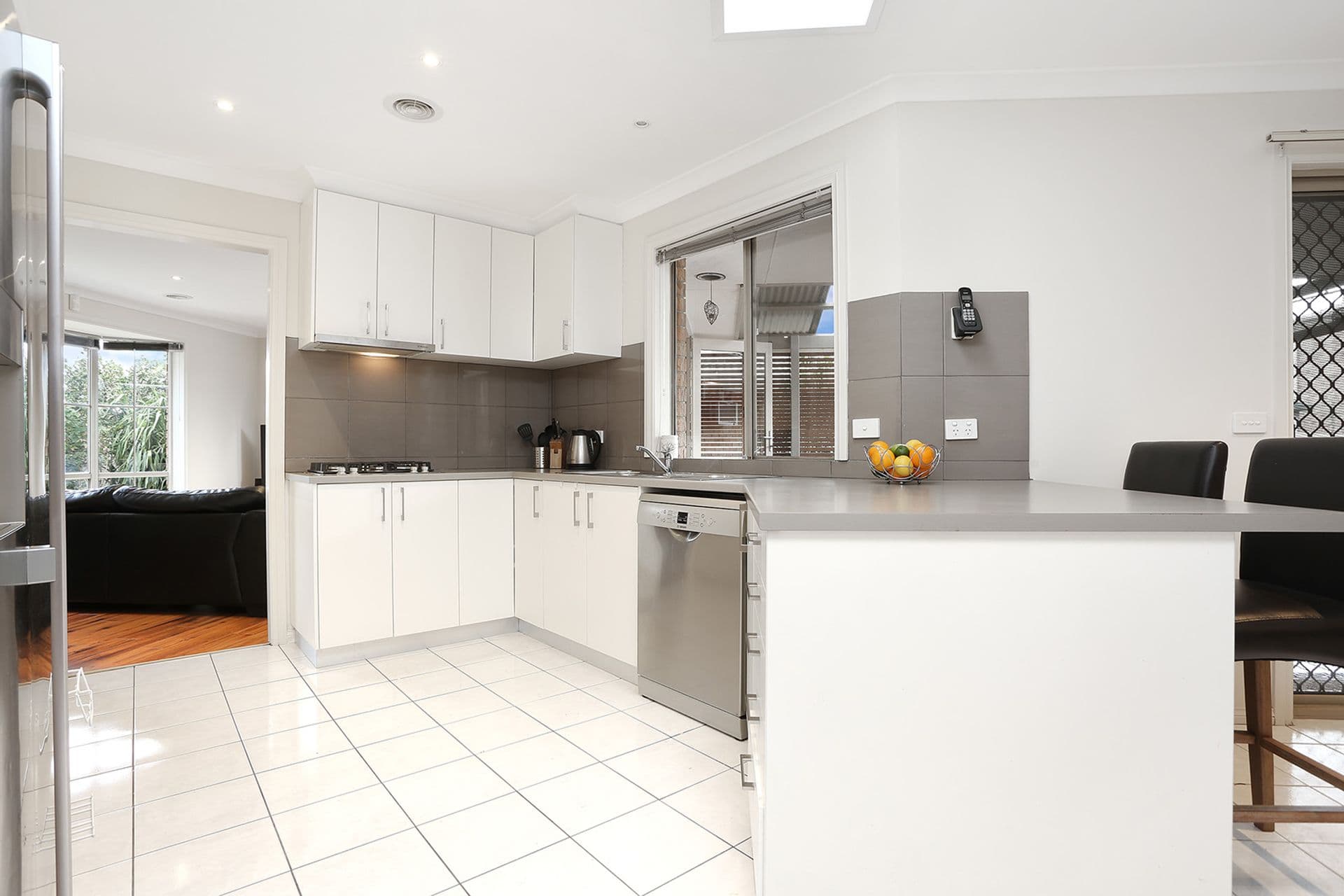 21 Chapman Street, Carrum Downs, VIC, 3201, Carrum Downs - Thumbnail 3