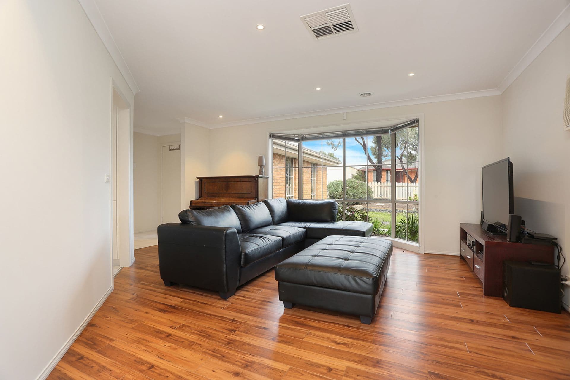 21 Chapman Street, Carrum Downs, VIC, 3201, Carrum Downs - Thumbnail 4