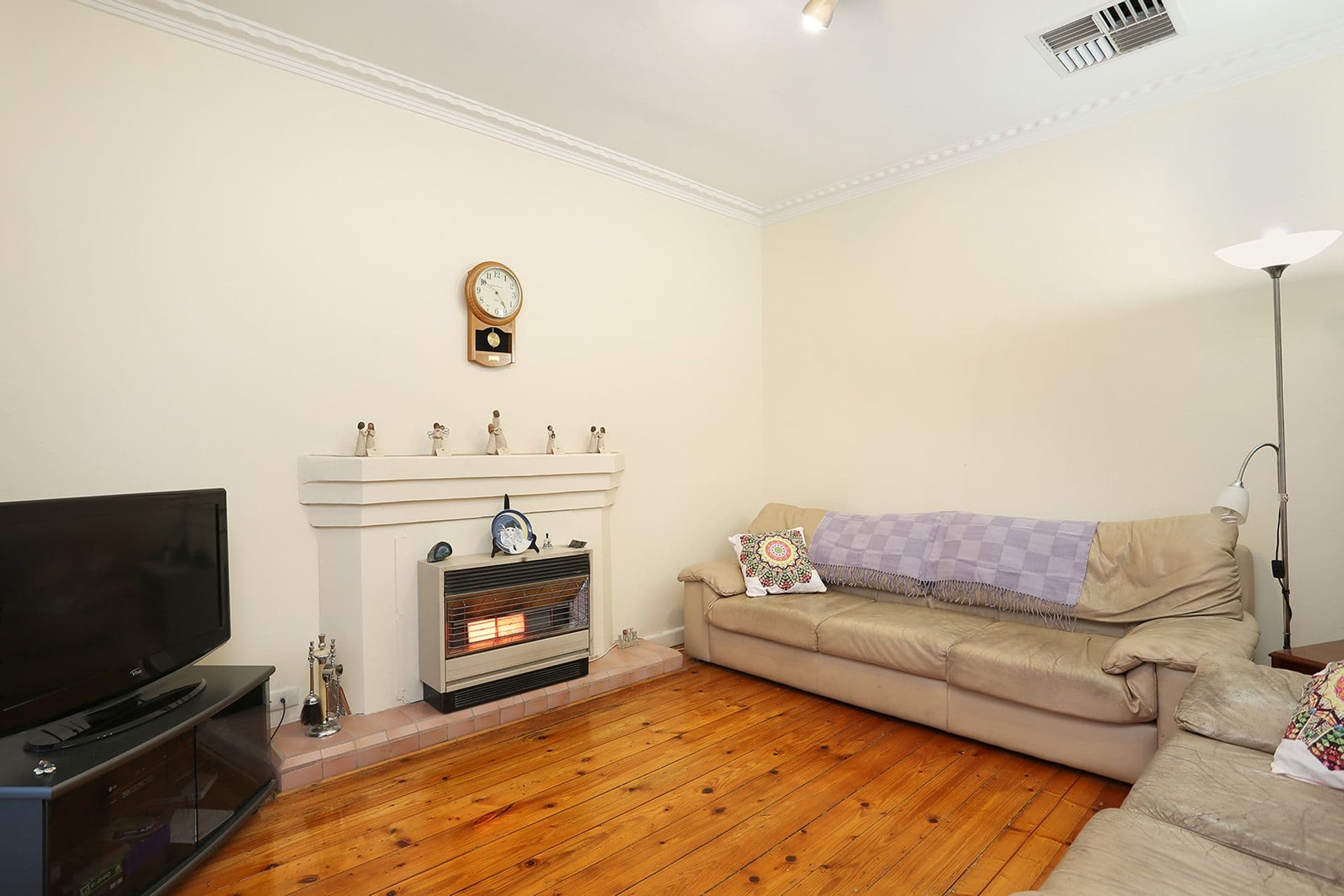 16 Thomas Street, Noble Park, VIC, 3174, Noble Park - Thumbnail 4