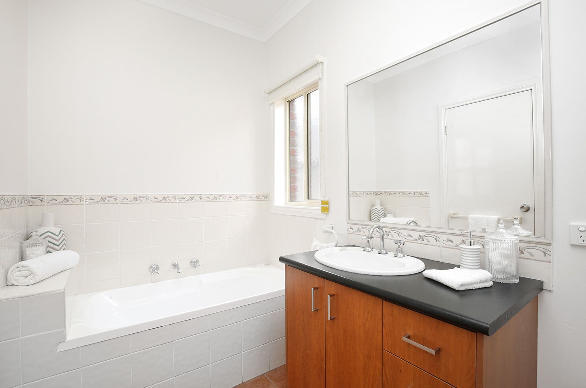 4/51A Dunblane Road, Noble Park, VIC, 3174, Tamborine Mountain - Thumbnail 7