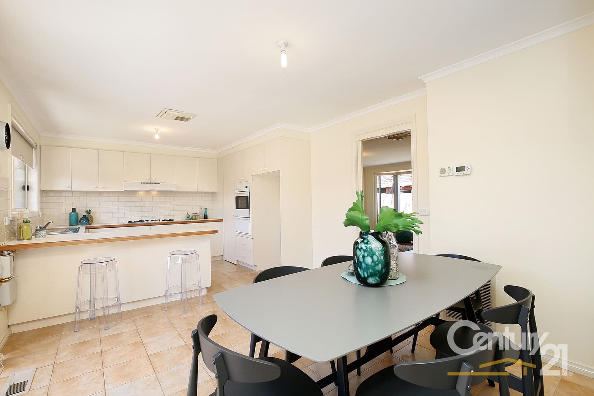 2/157 Buckley Street, Noble Park, VIC, 3174, Noble Park - Thumbnail 4