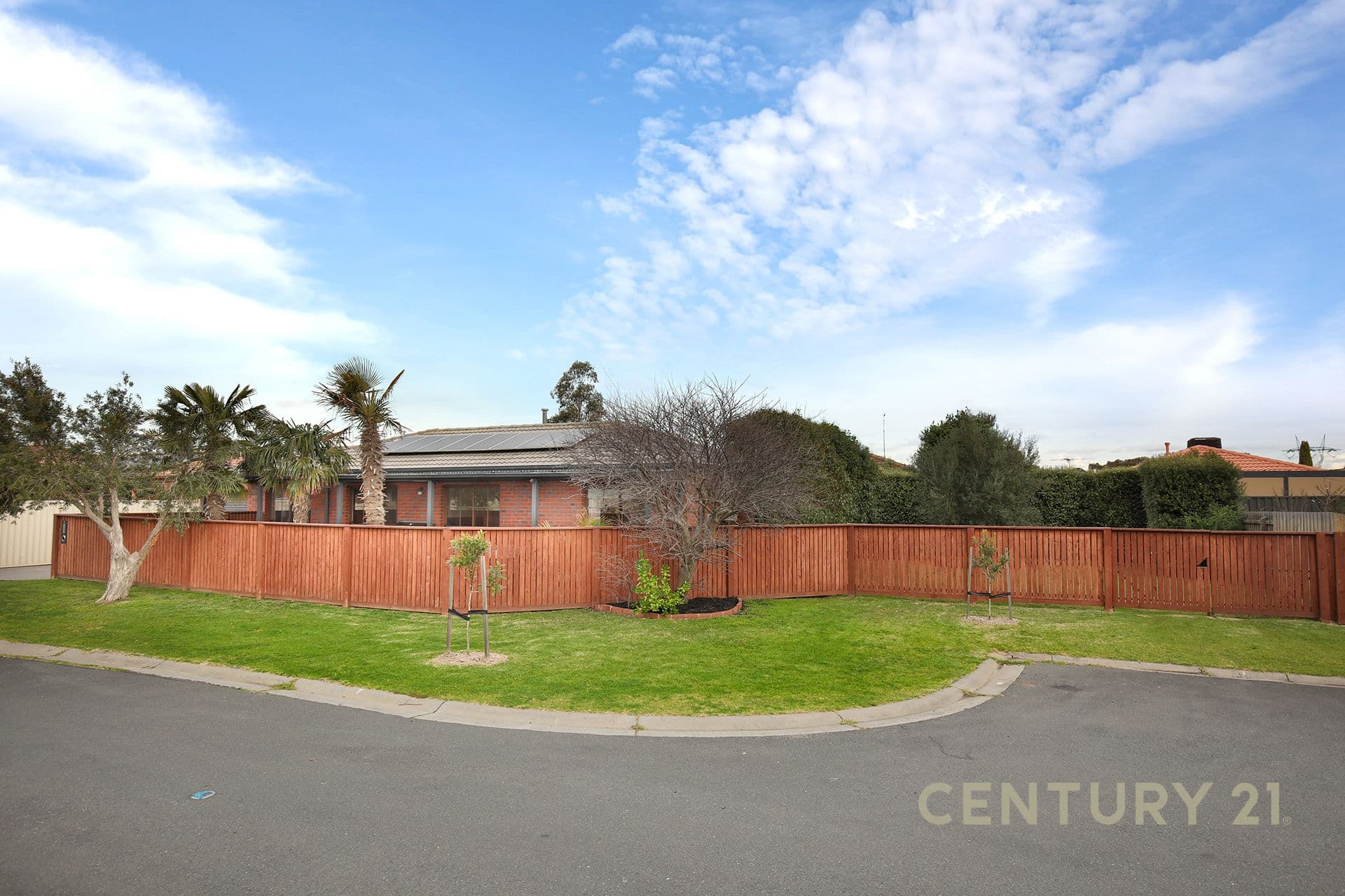 6 Orlit Close, Cranbourne North, VIC, 3977, Cranbourne North - Thumbnail 2