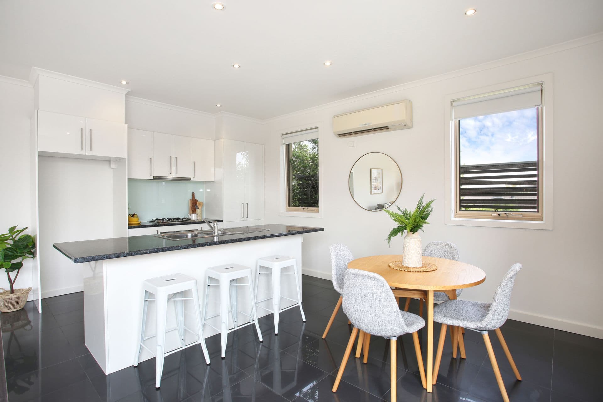 4/41 Noble Street, Noble Park, VIC, 3174, Noble Park - Thumbnail 2