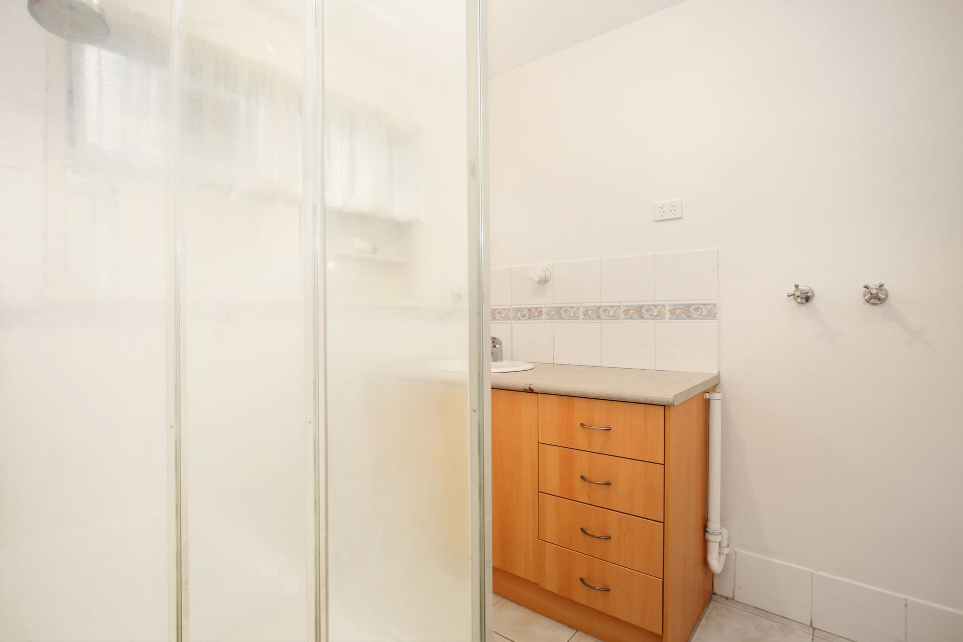 2/2  Edith Street, Dandenong, VIC, 3175, Dandenong - Thumbnail 6