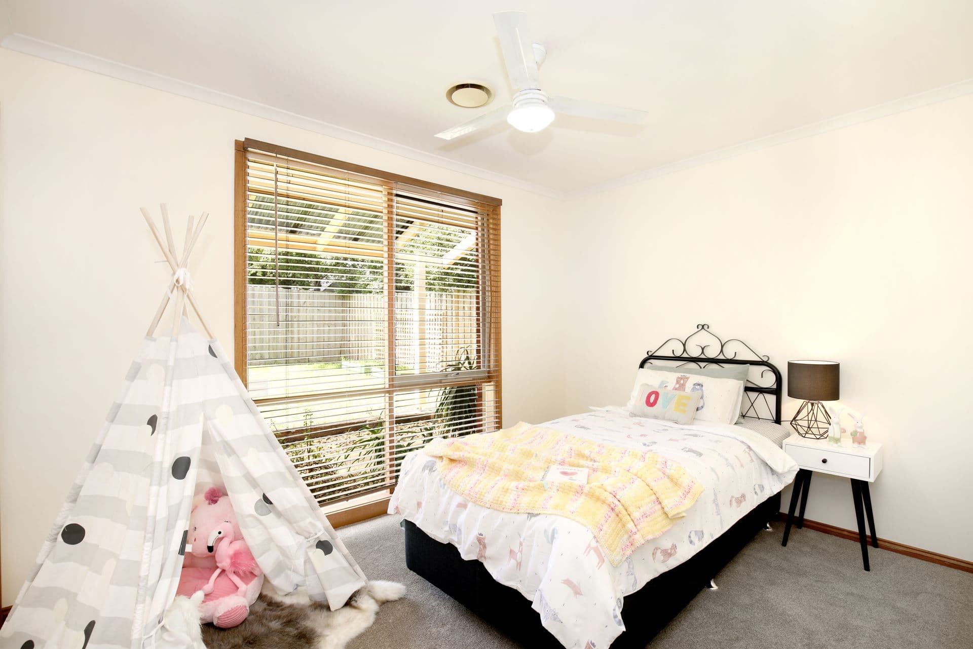 14 Lexcen Close, Berwick, VIC, 3806, Berwick - Thumbnail 8