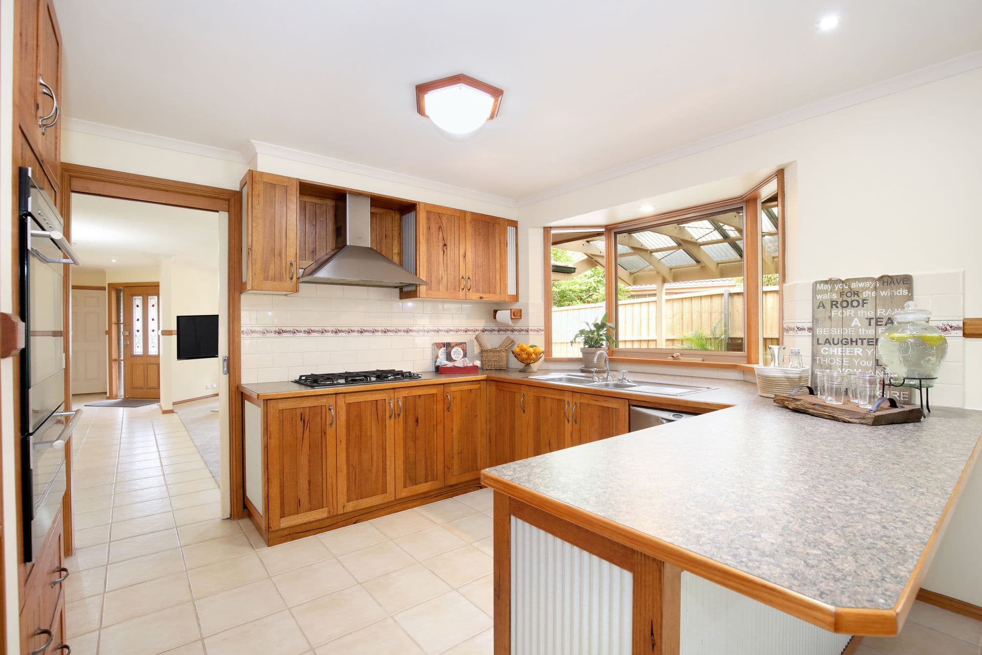 14 Lexcen Close, Berwick, VIC, 3806, Berwick - Thumbnail 2