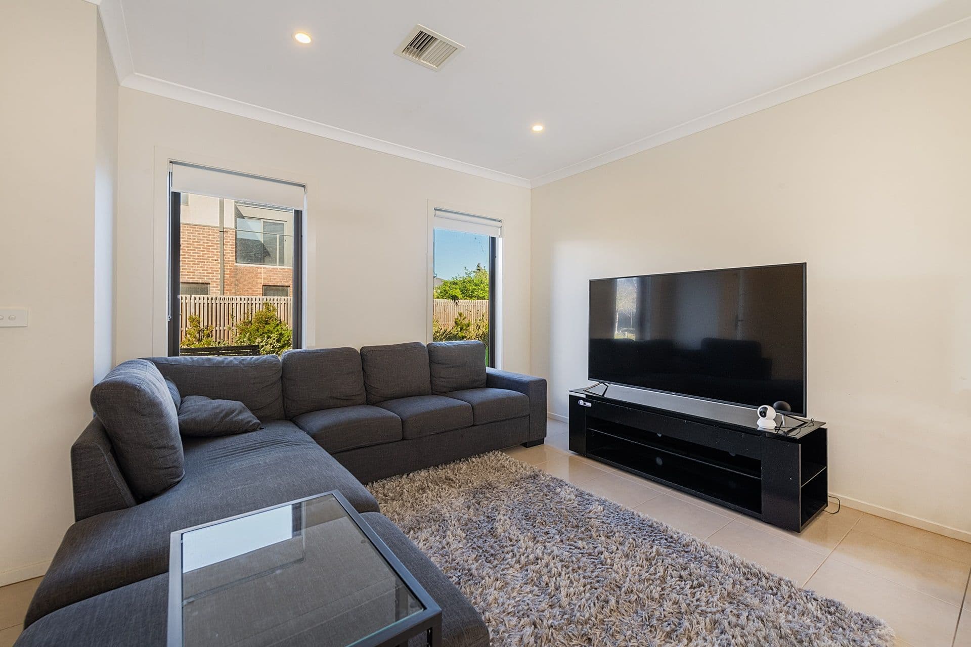 11 Merrimack Crescent, Keysborough, VIC, 3173, Keysborough - Thumbnail 2