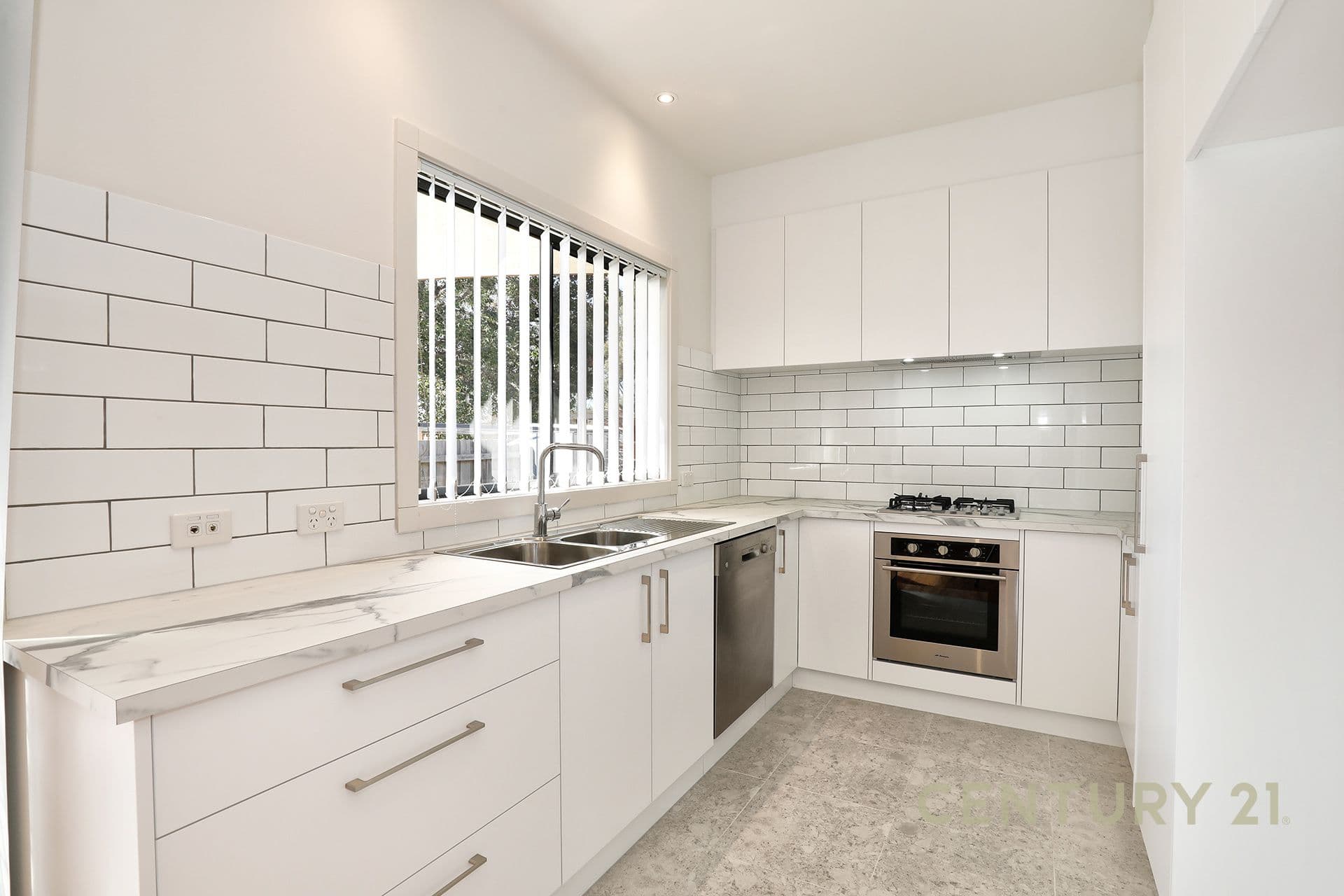 2/87 Corrigan Road, Noble Park, VIC, 3174, Noble Park - Thumbnail 2