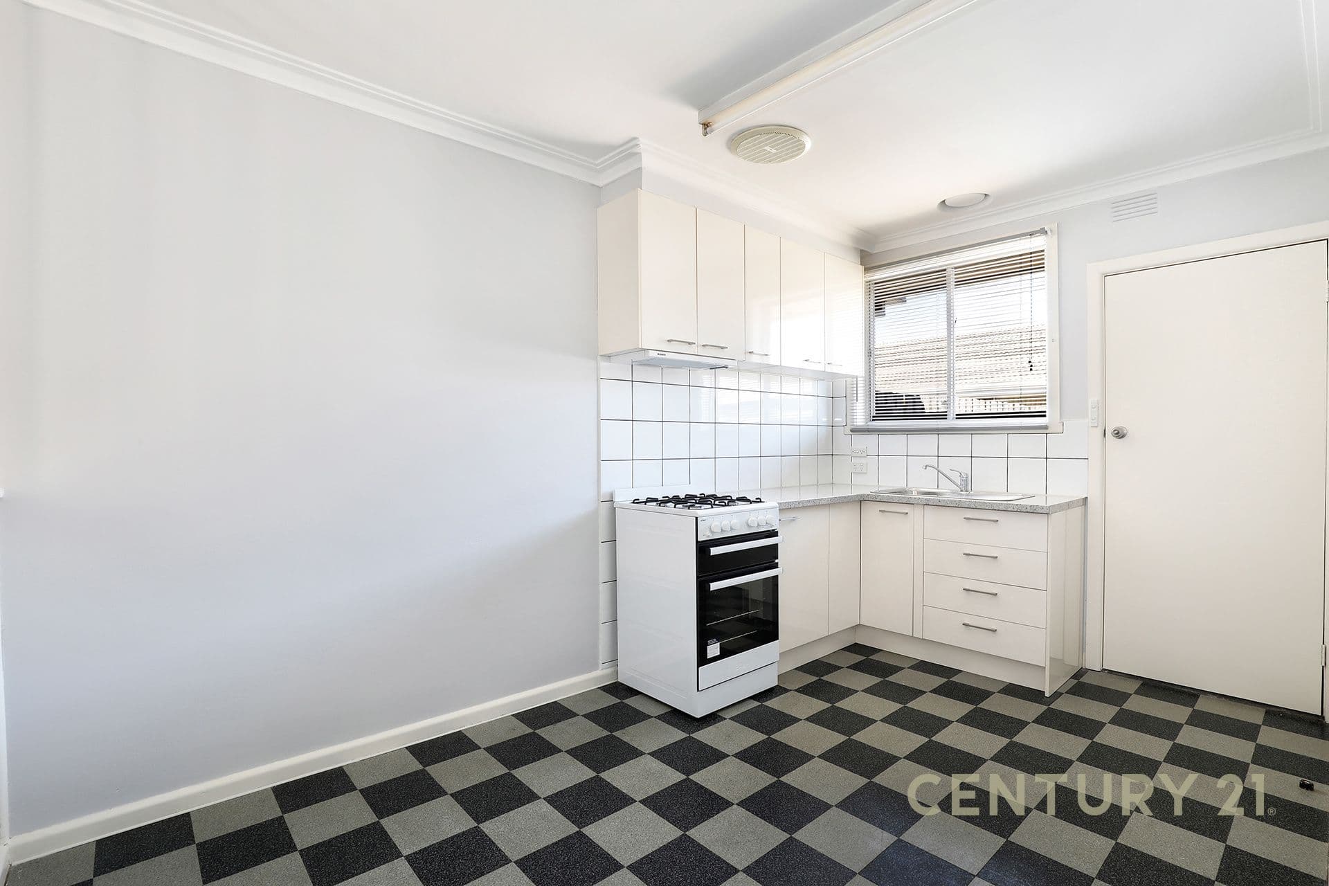 5/8 Namur Street, Noble Park, VIC, 3174, Noble Park - Thumbnail 3