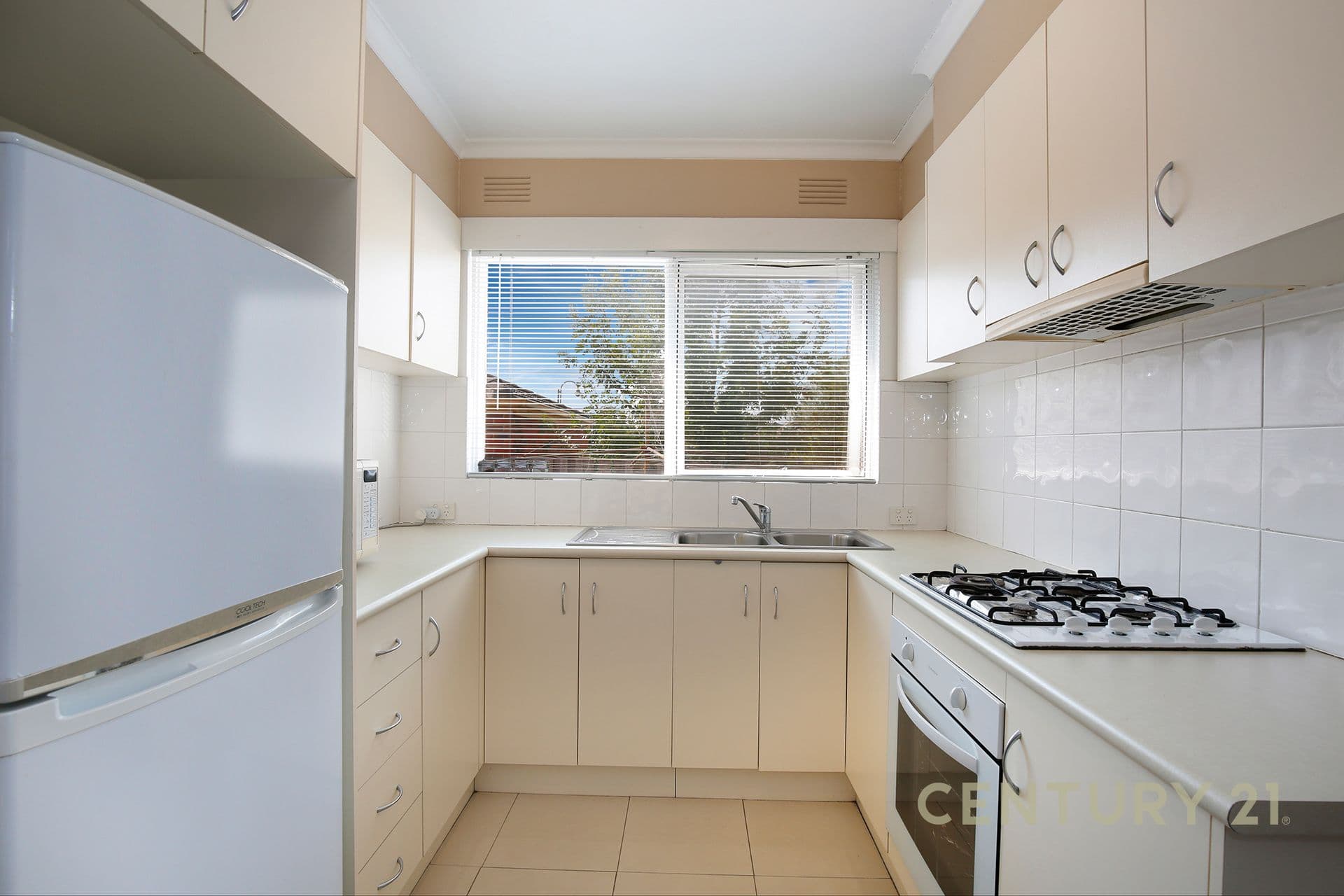 8/4-6 Manatunga Street, Clayton, VIC, 3168, Clayton - Thumbnail 3