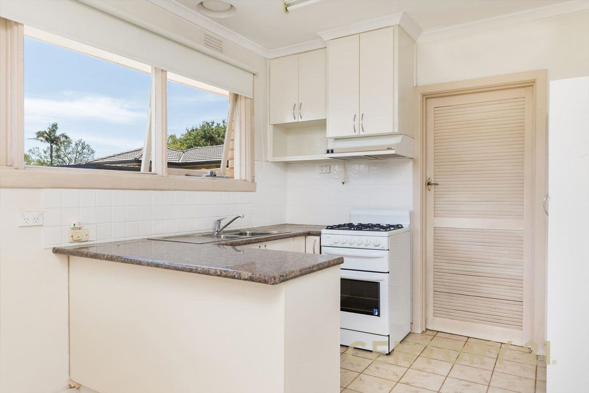 13 Kingswood Crescent, Noble Park North, VIC, 3174, Greensborough - Thumbnail 4
