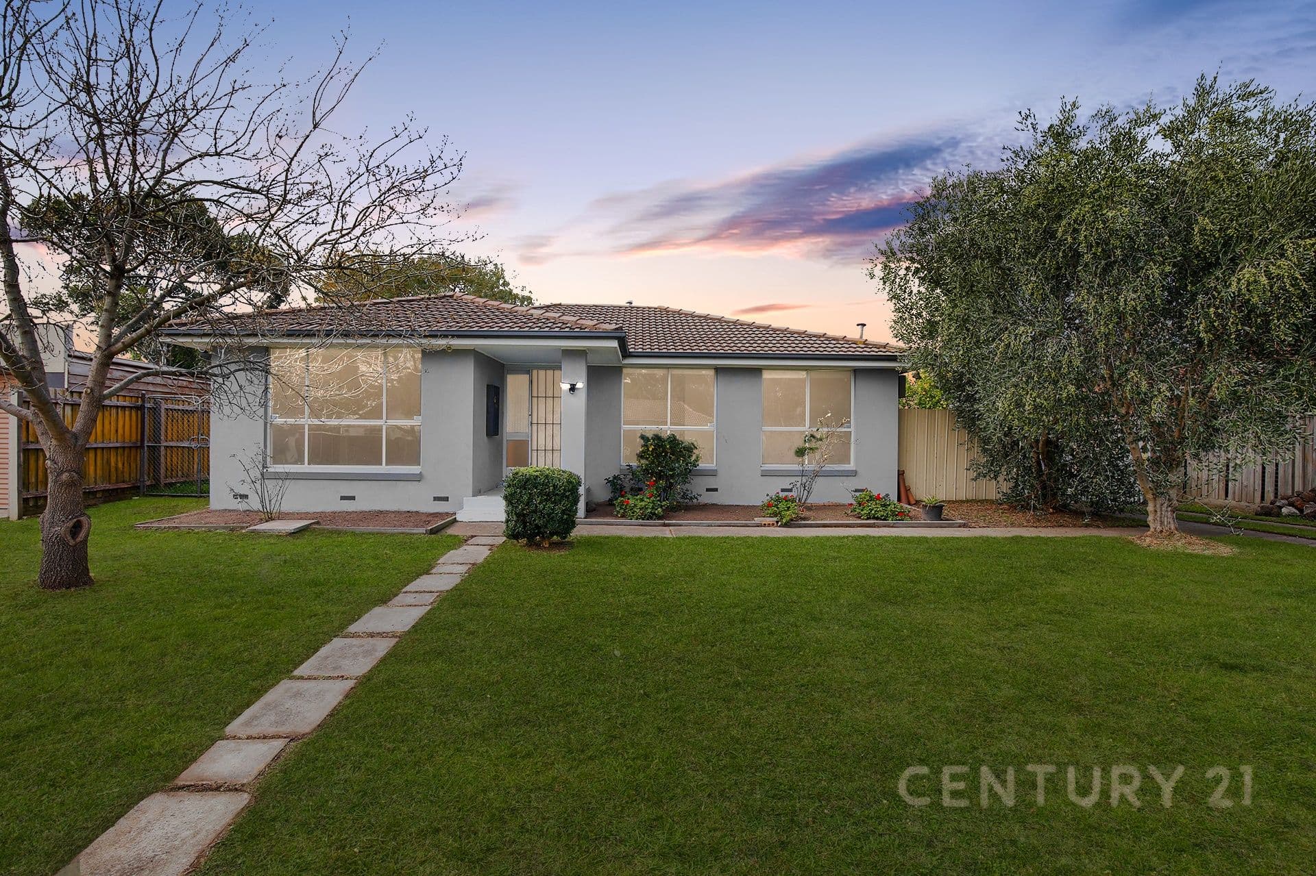 4 Manning Close, Hampton Park, VIC, 3976, Hampton Park - Image 1