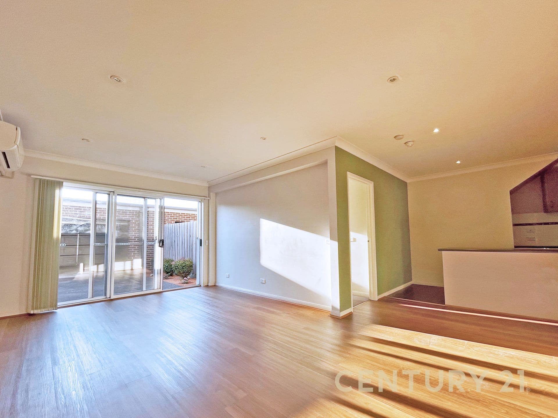95 Keneally Street, Dandenong, VIC, 3175, Dandenong - Thumbnail 2
