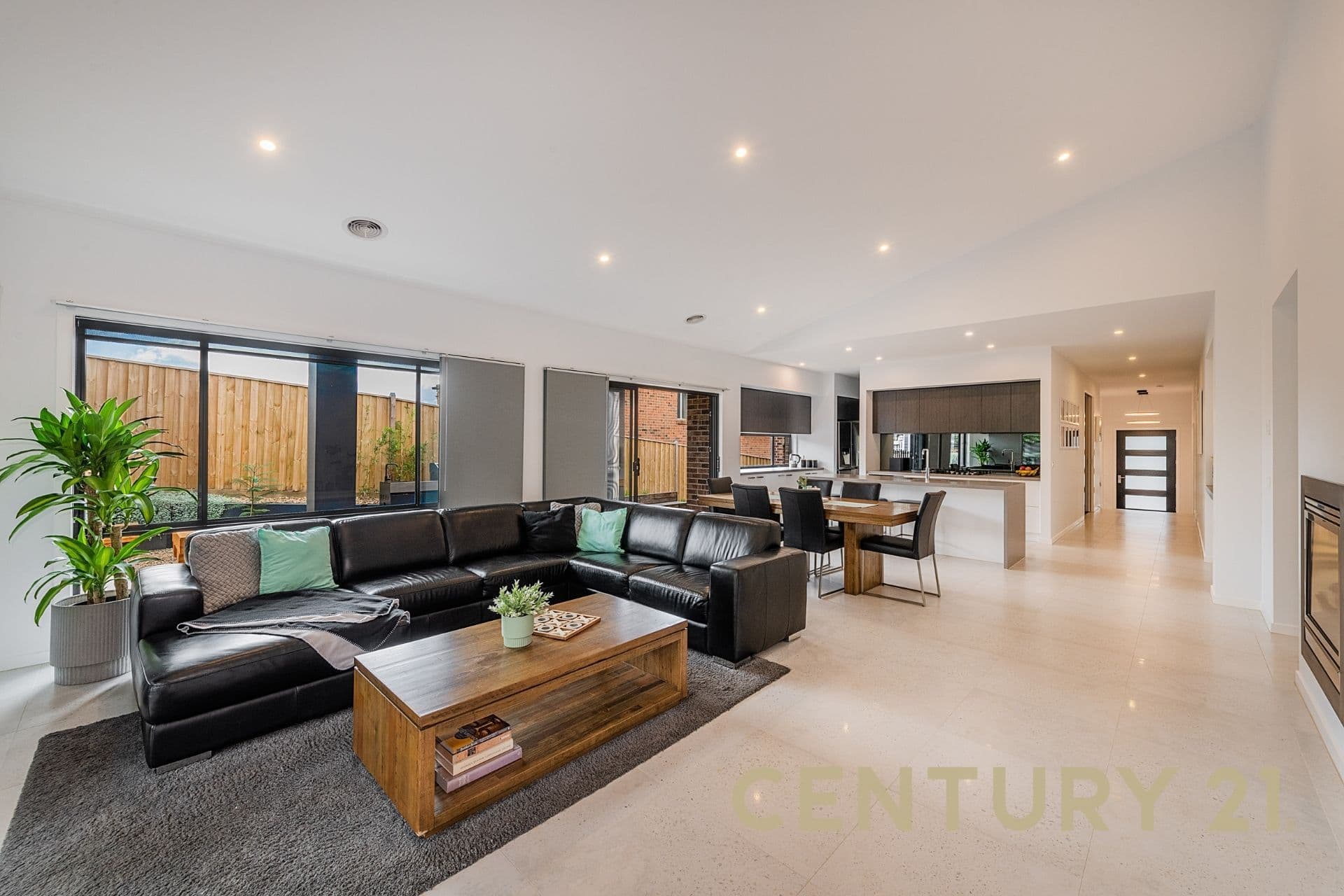 27 Tipperary Circuit, Pakenham, VIC, 3810, Pakenham - Thumbnail 3