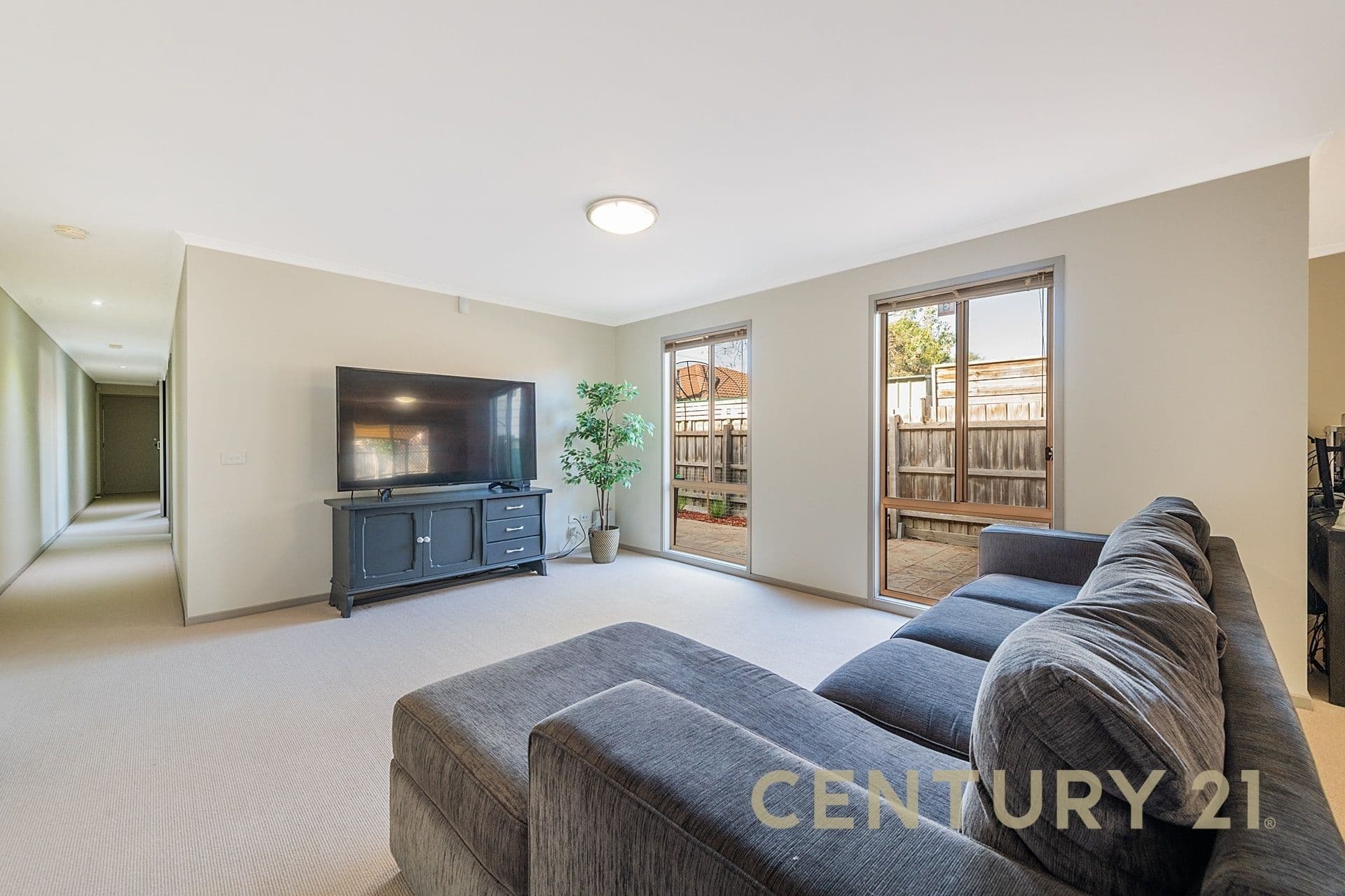 1/2D Charnfield Crescent, Noble Park, VIC, 3174, Noble Park - Thumbnail 3